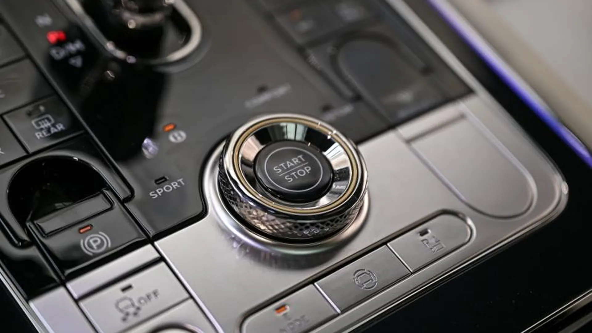 Bentley Continental GT — photo 39