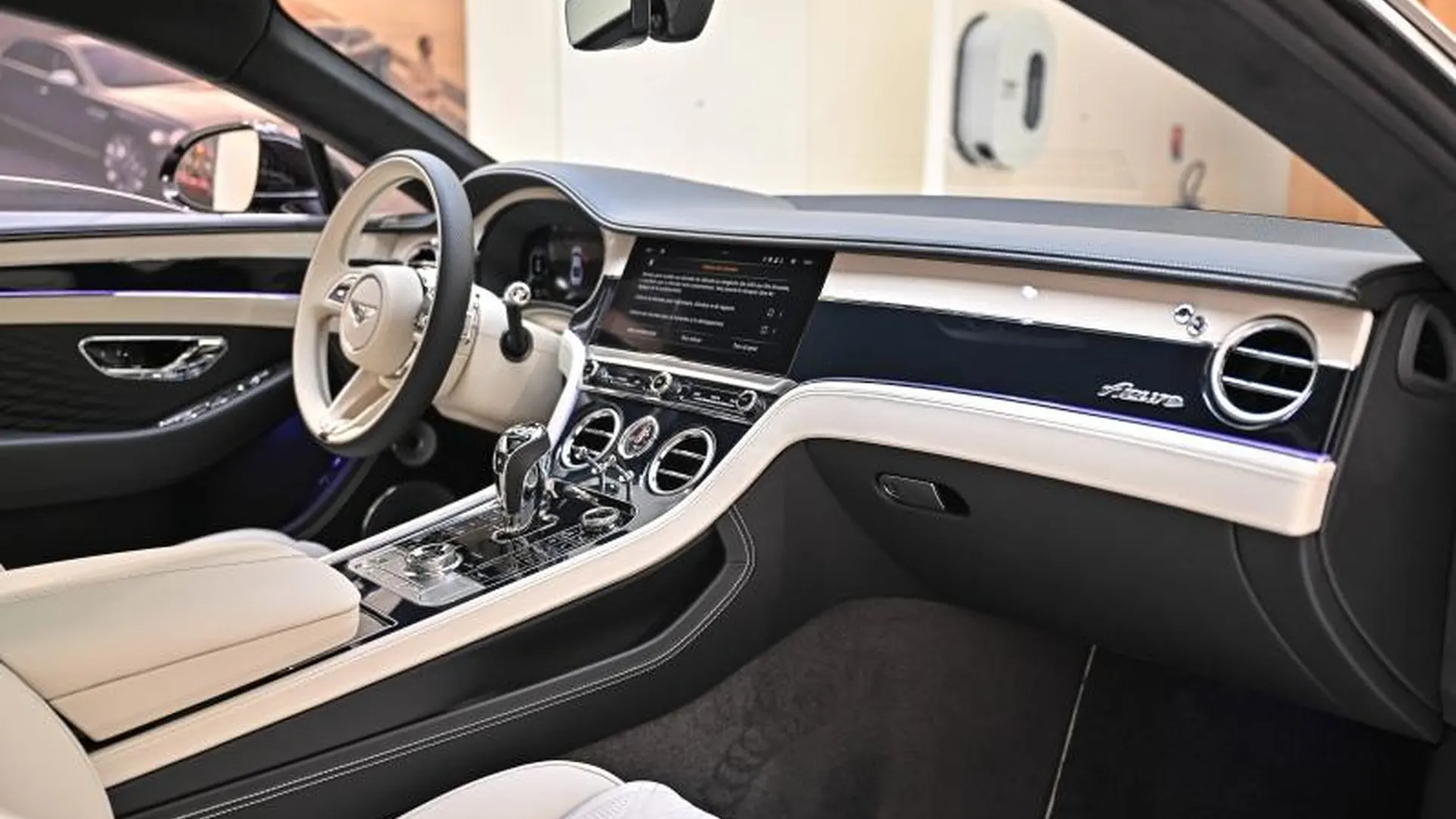 Bentley Continental GT — photo 21