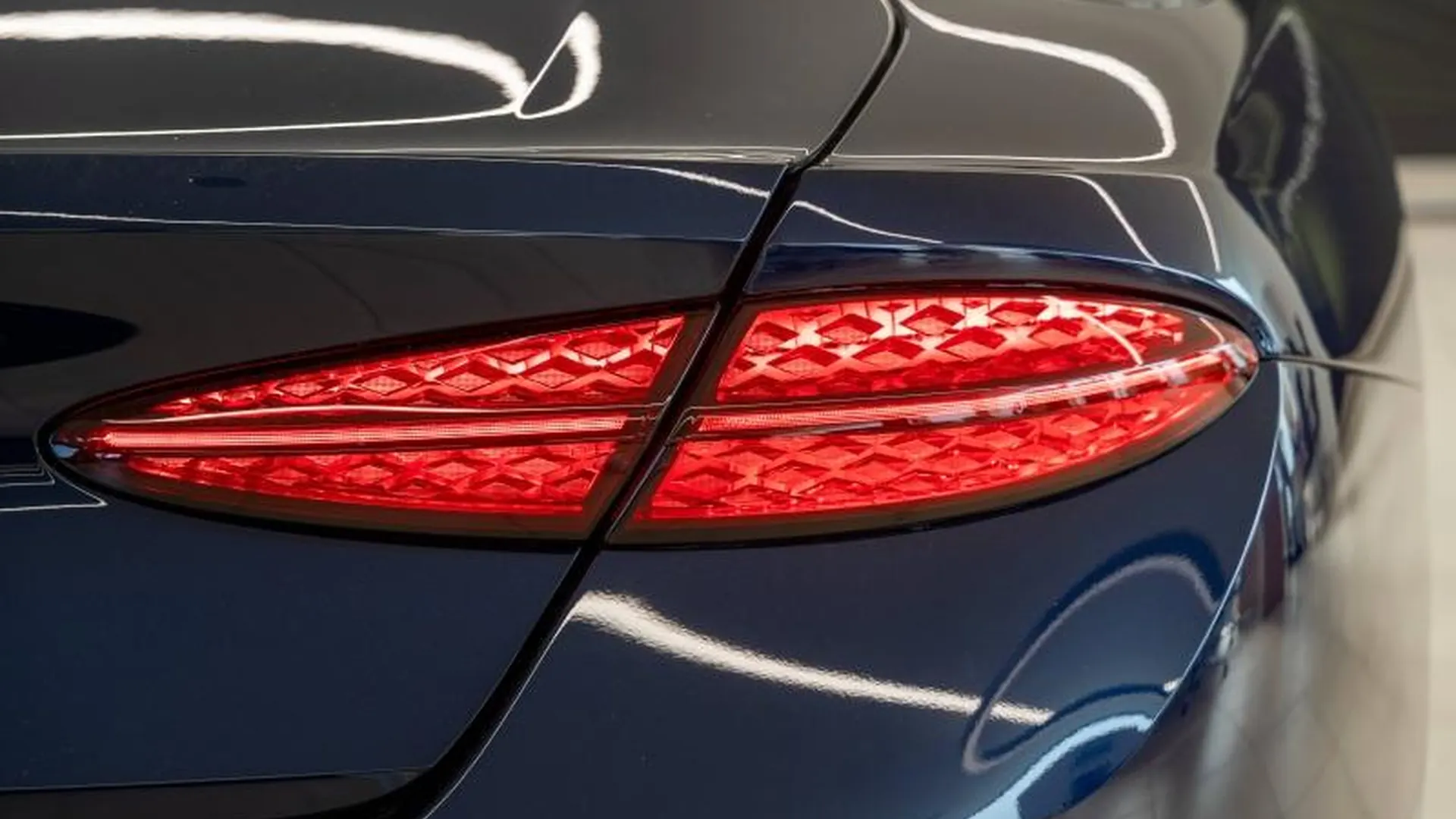 Bentley Continental GT — photo 49
