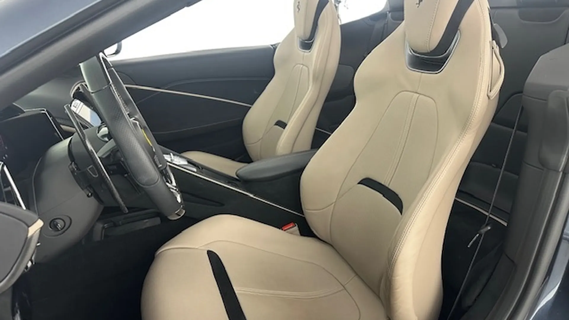 Ferrari Roma — photo 6