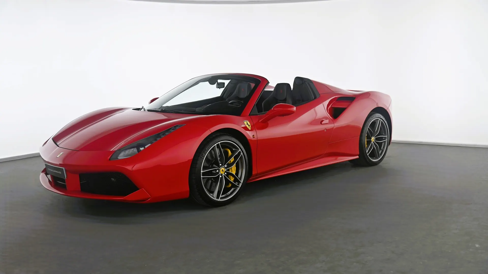 Ferrari 488 — photo 2