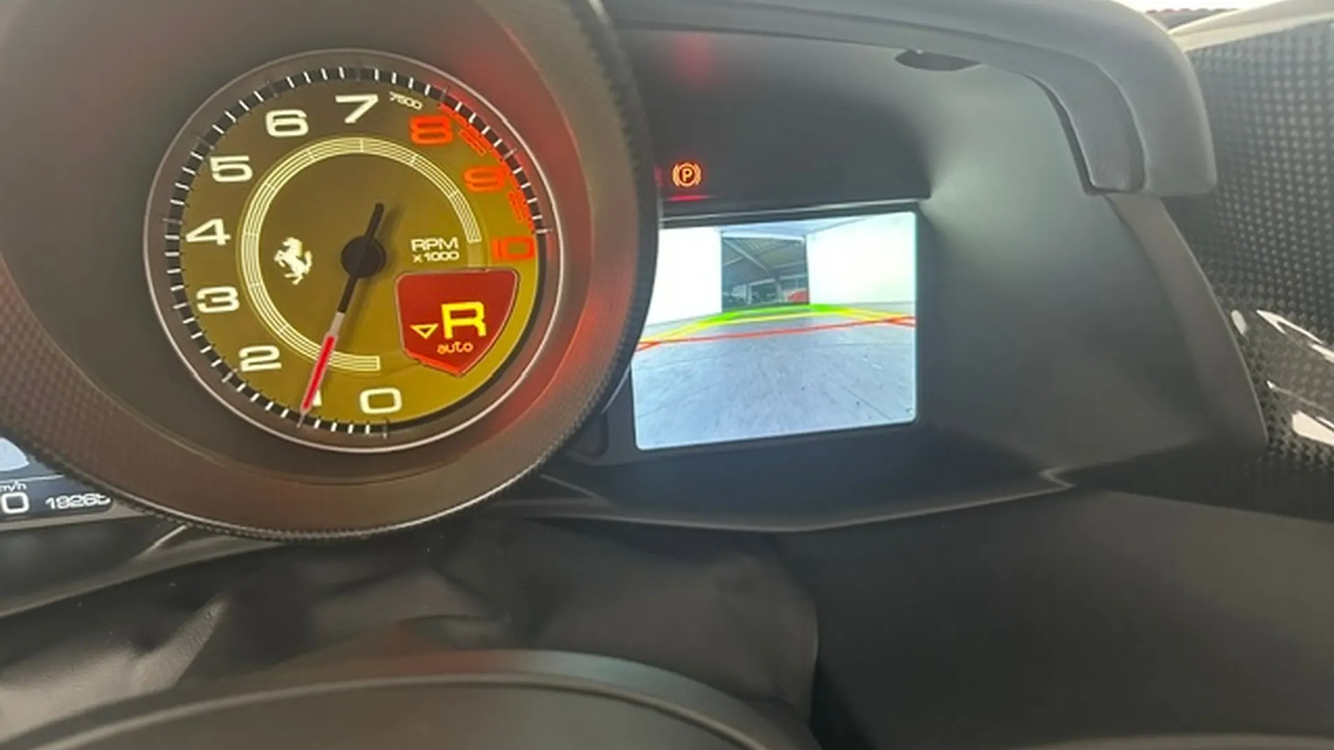 Ferrari 488 — photo 16