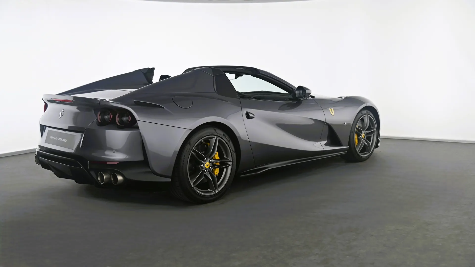 Ferrari 812 — photo 3