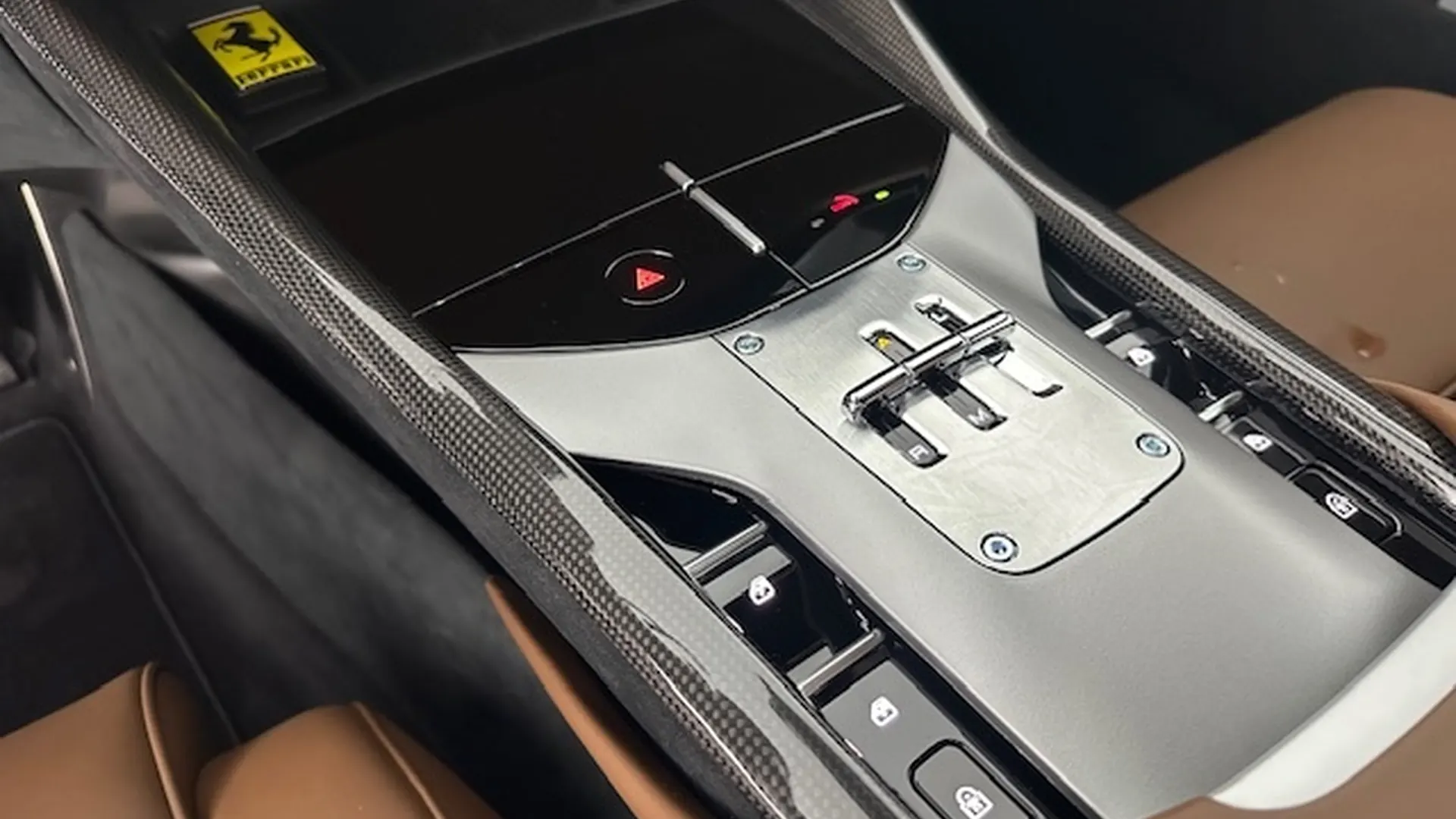 Ferrari Purosangue — photo 20