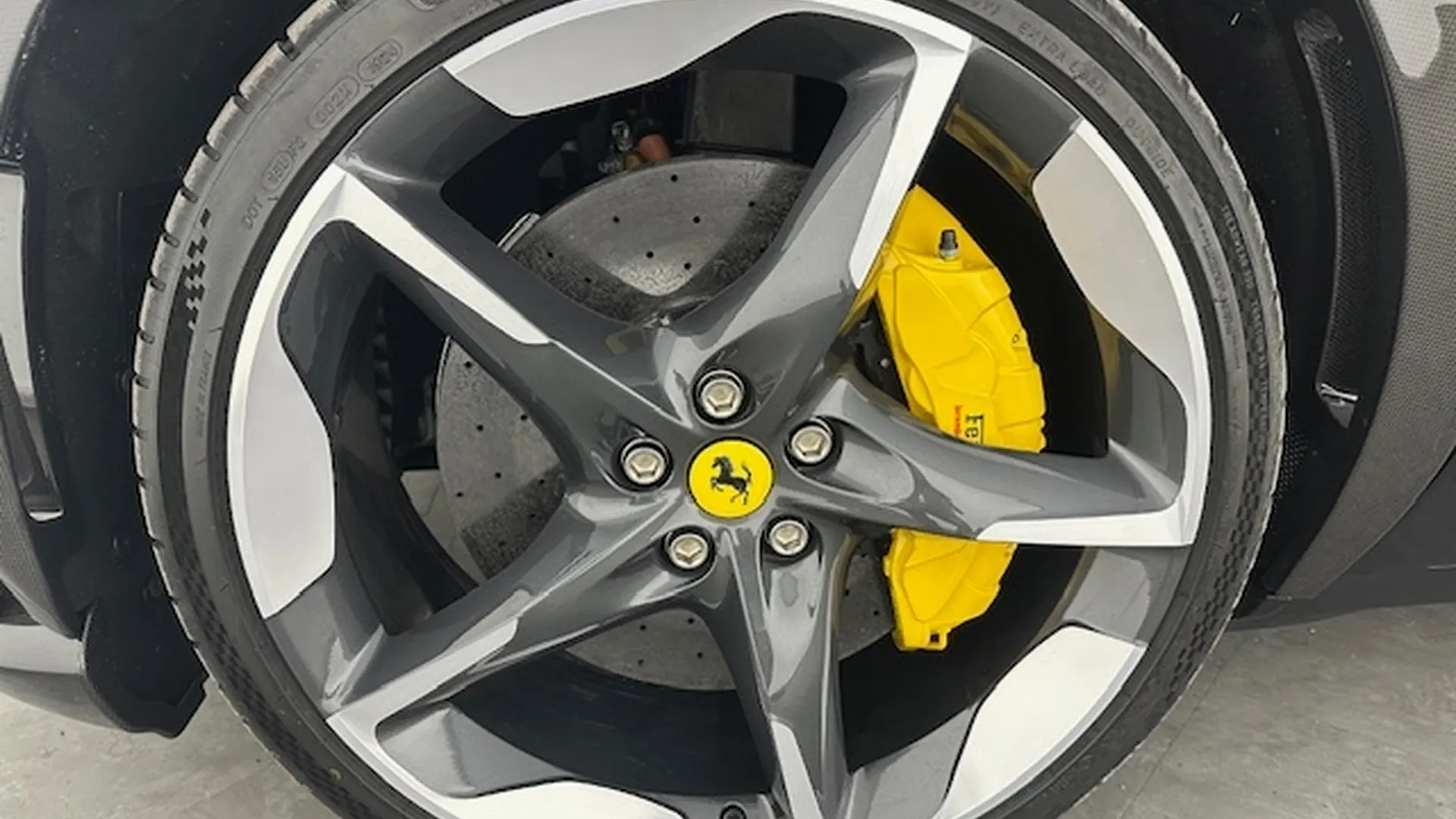 Ferrari Purosangue — photo 15