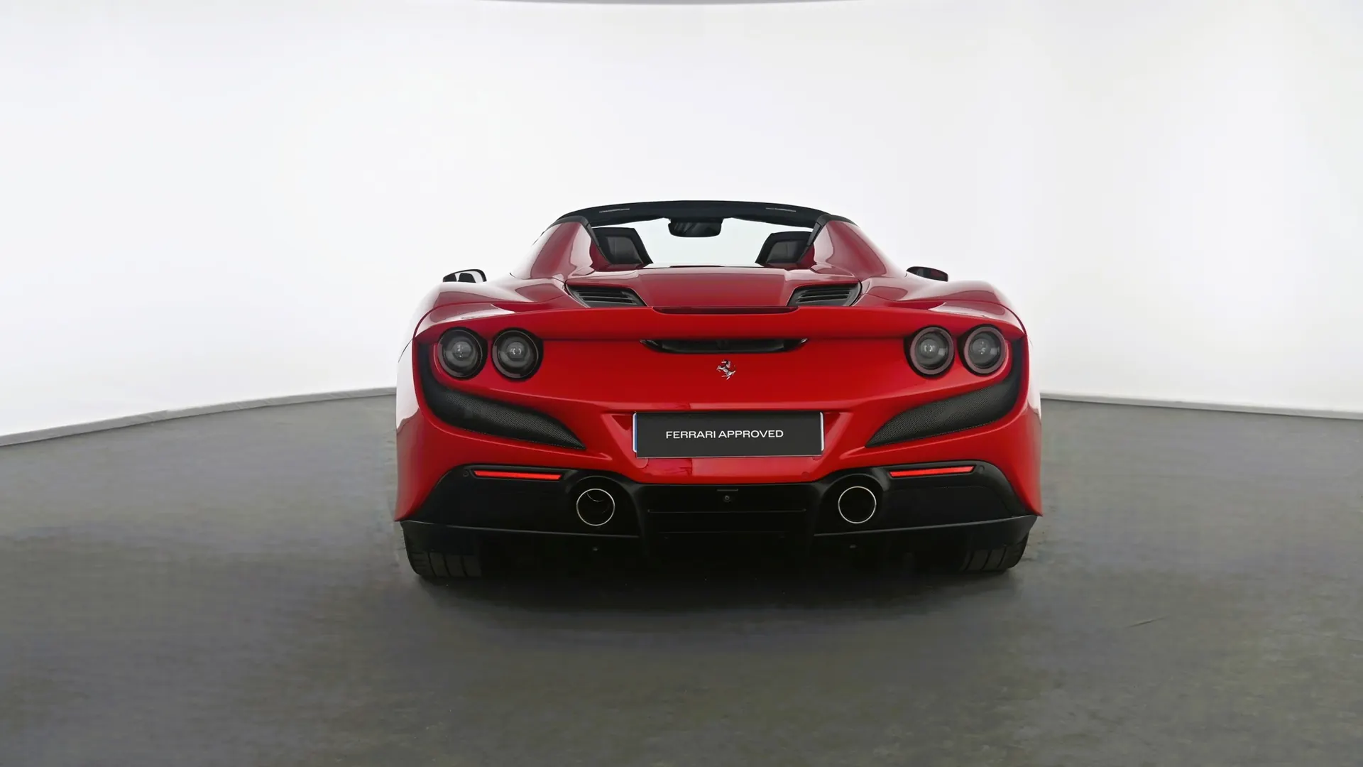 Ferrari F8 — photo 4