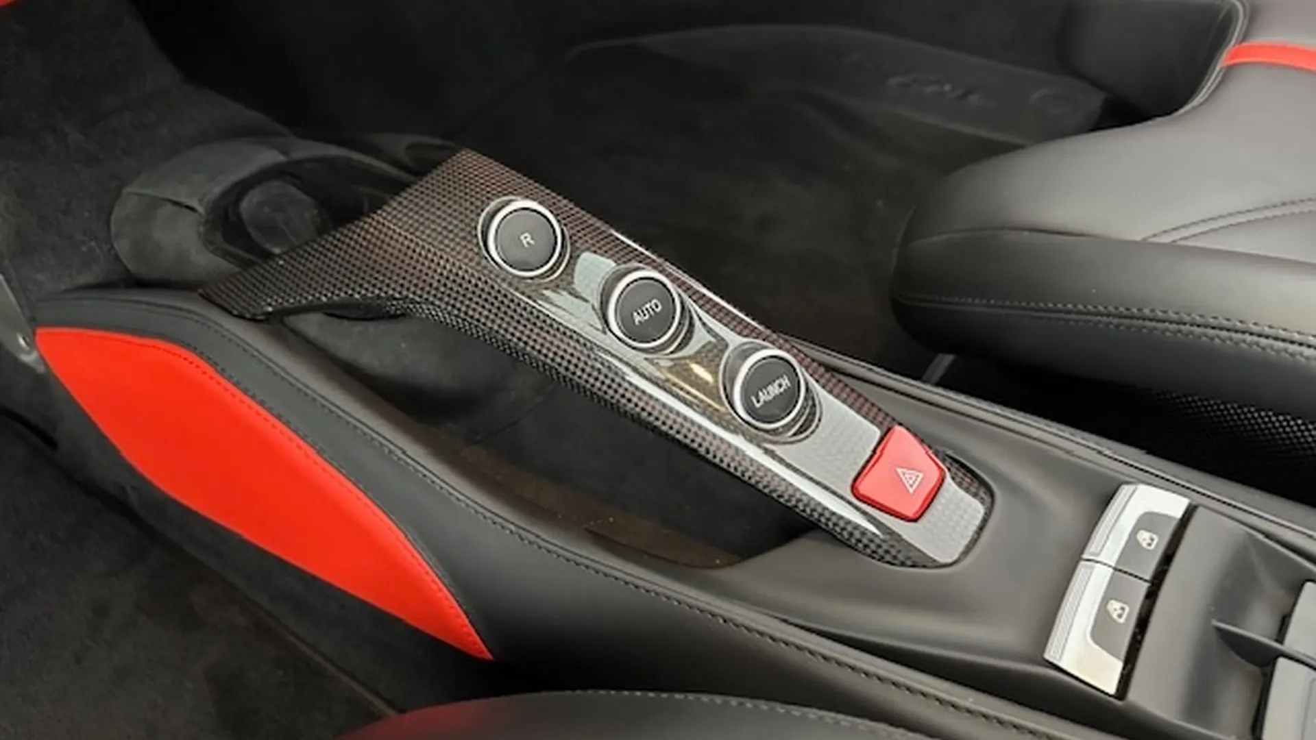 Ferrari 488 — photo 8