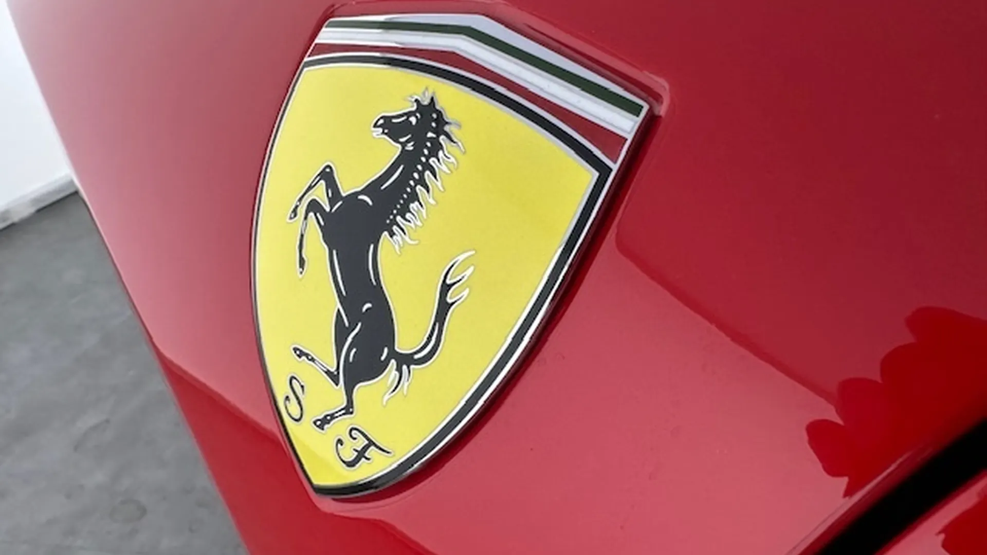 Ferrari 296 — photo 10