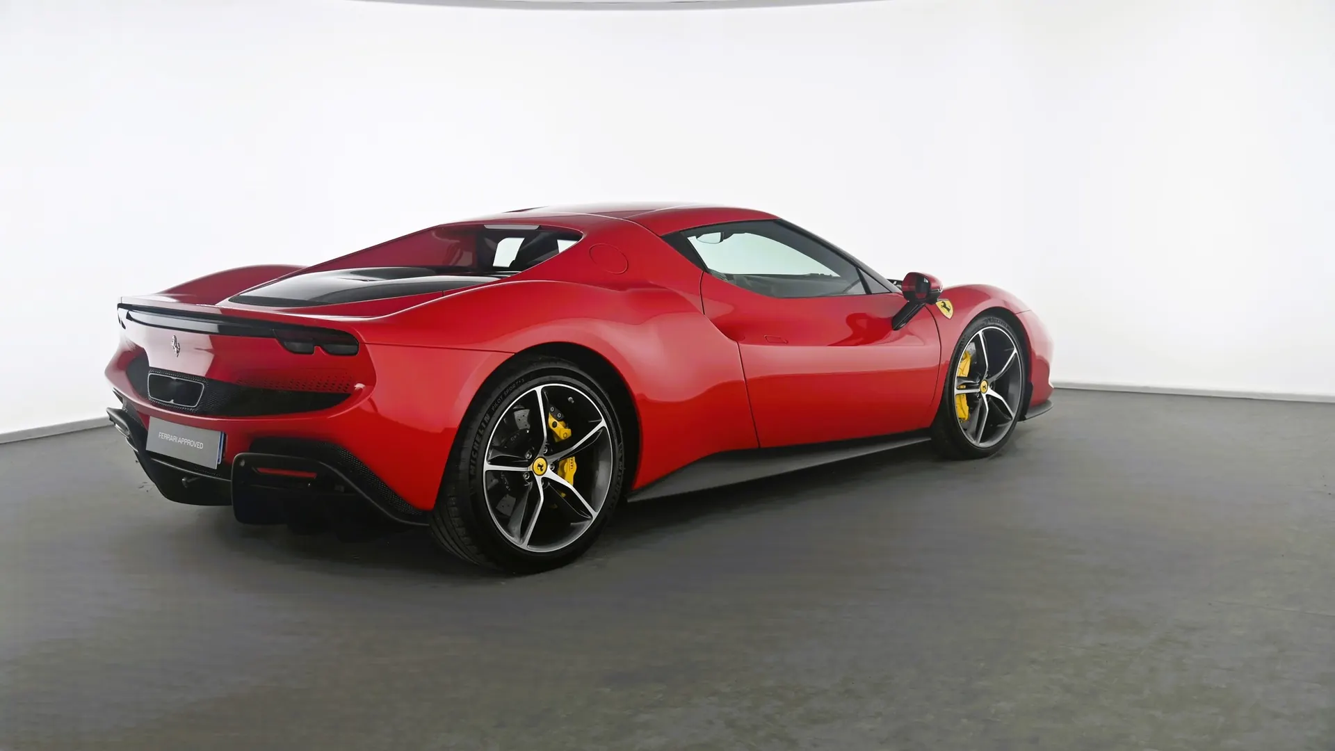 Ferrari 296 — photo 3