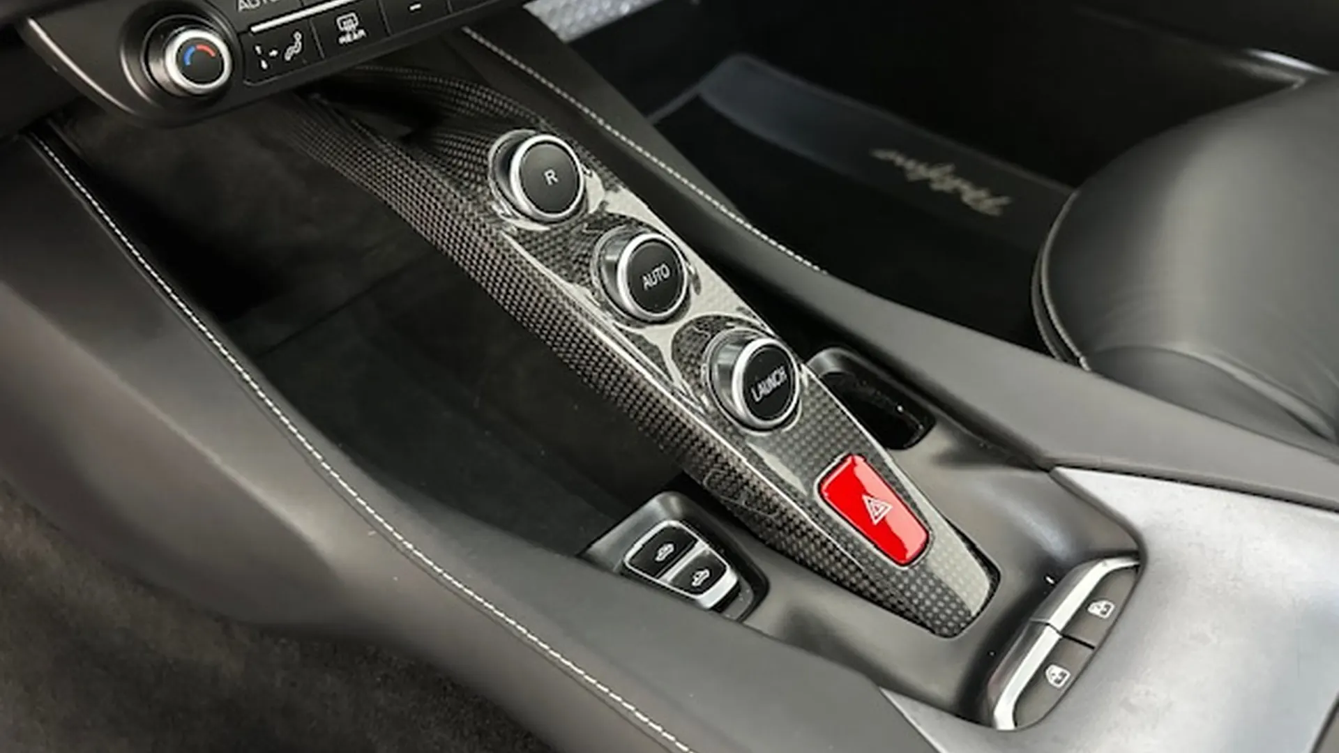 Ferrari Portofino — photo 9