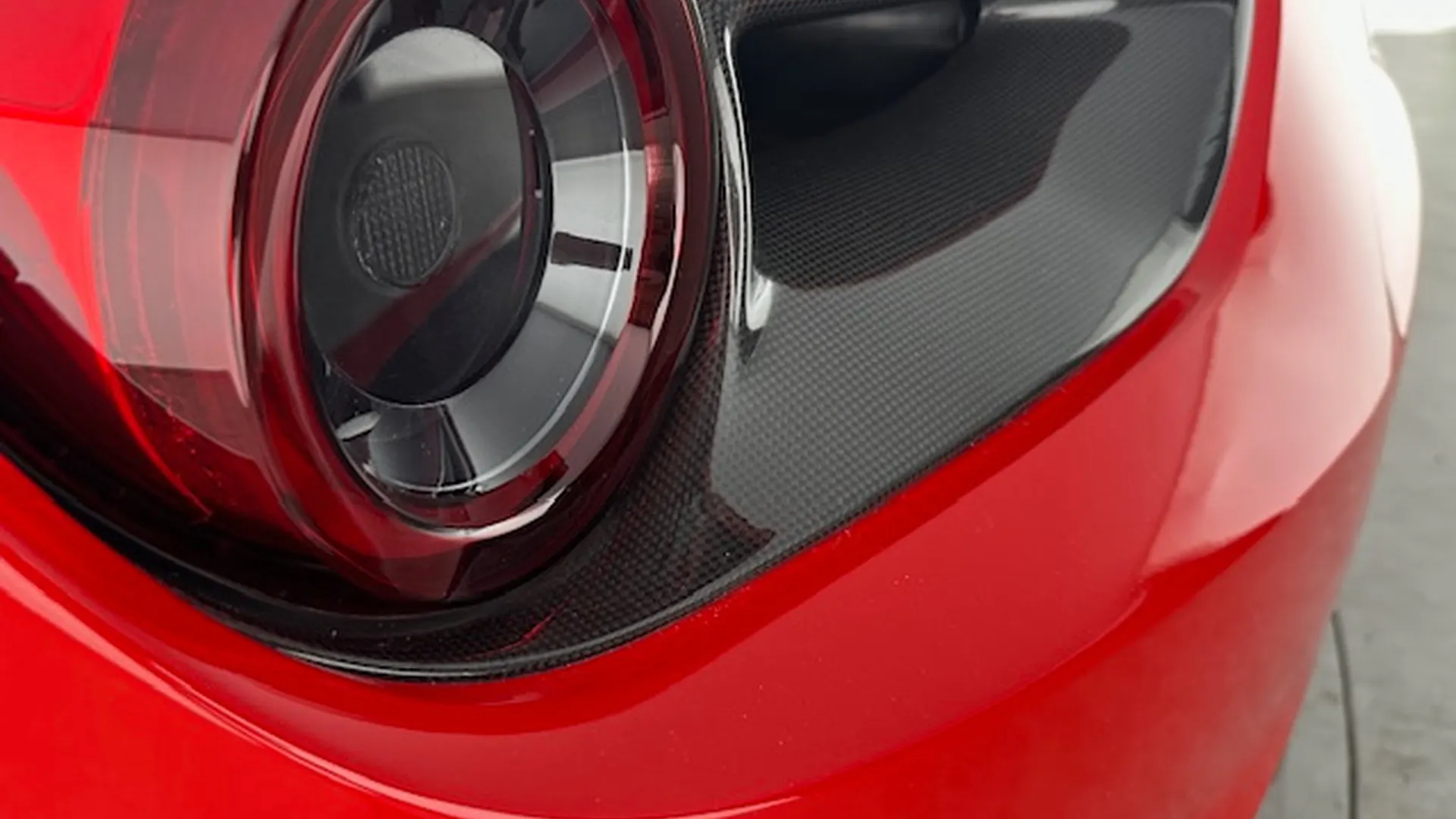 Ferrari 488 — photo 8