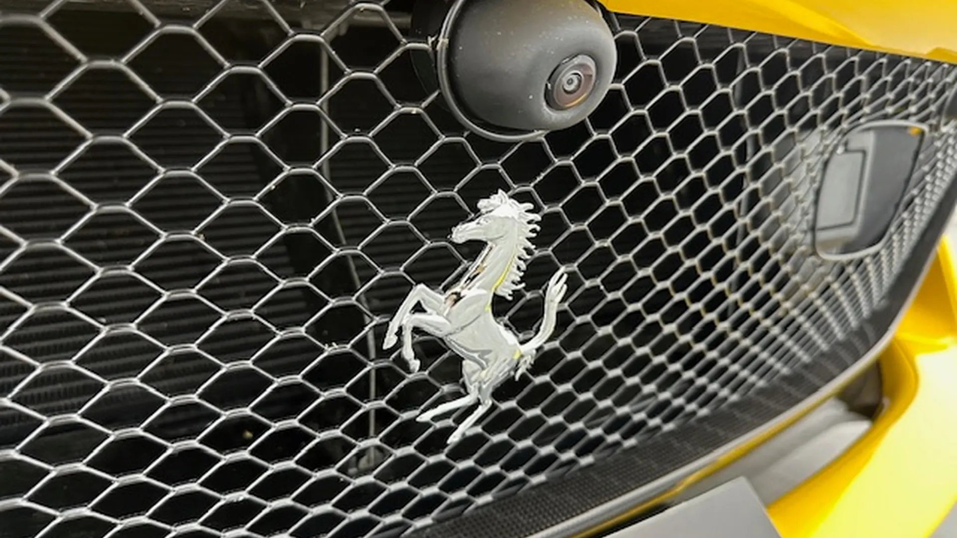 Ferrari 812 — photo 15