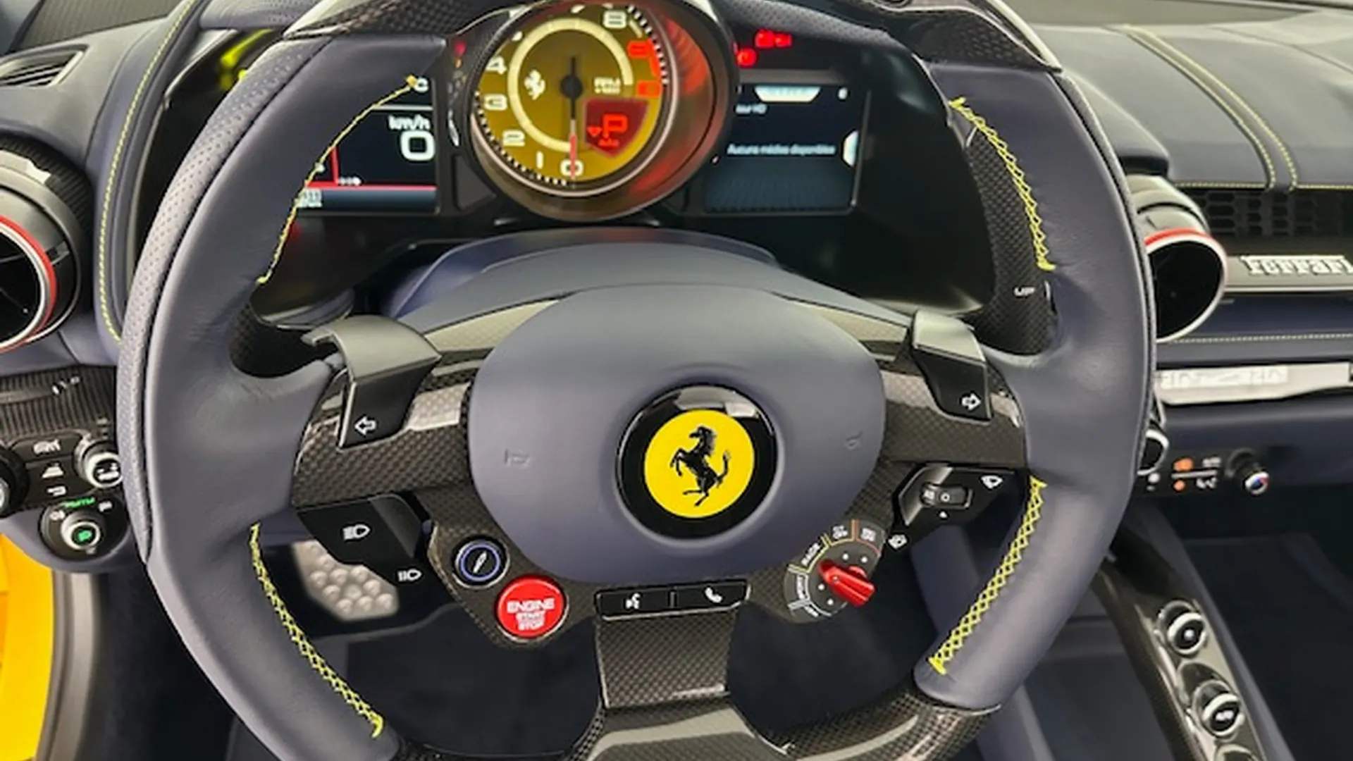 Ferrari 812 — photo 9