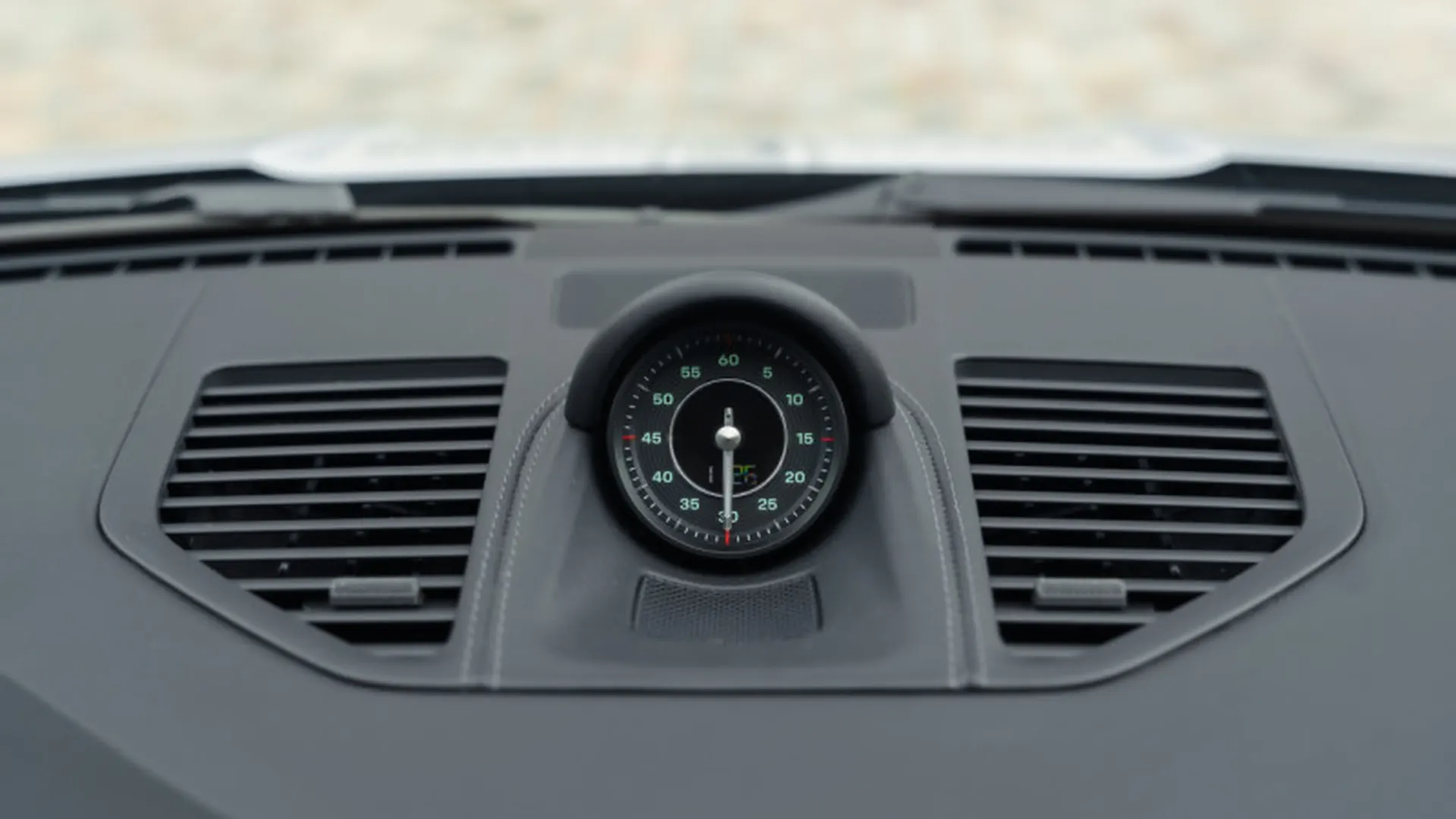 Porsche 992 — photo 19