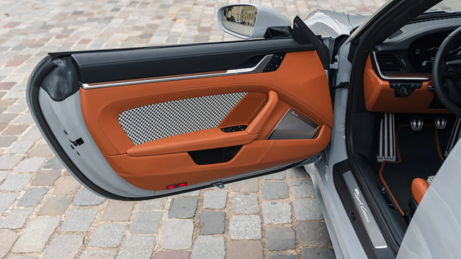 Porsche 992 — photo 15