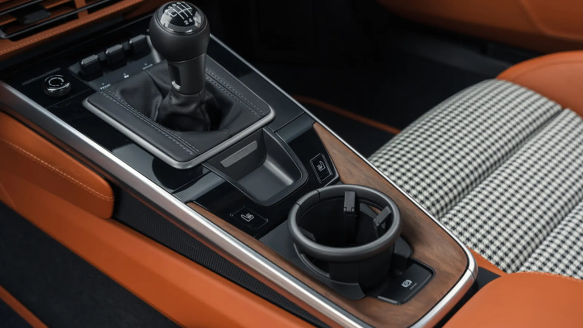Porsche 992 — photo 23