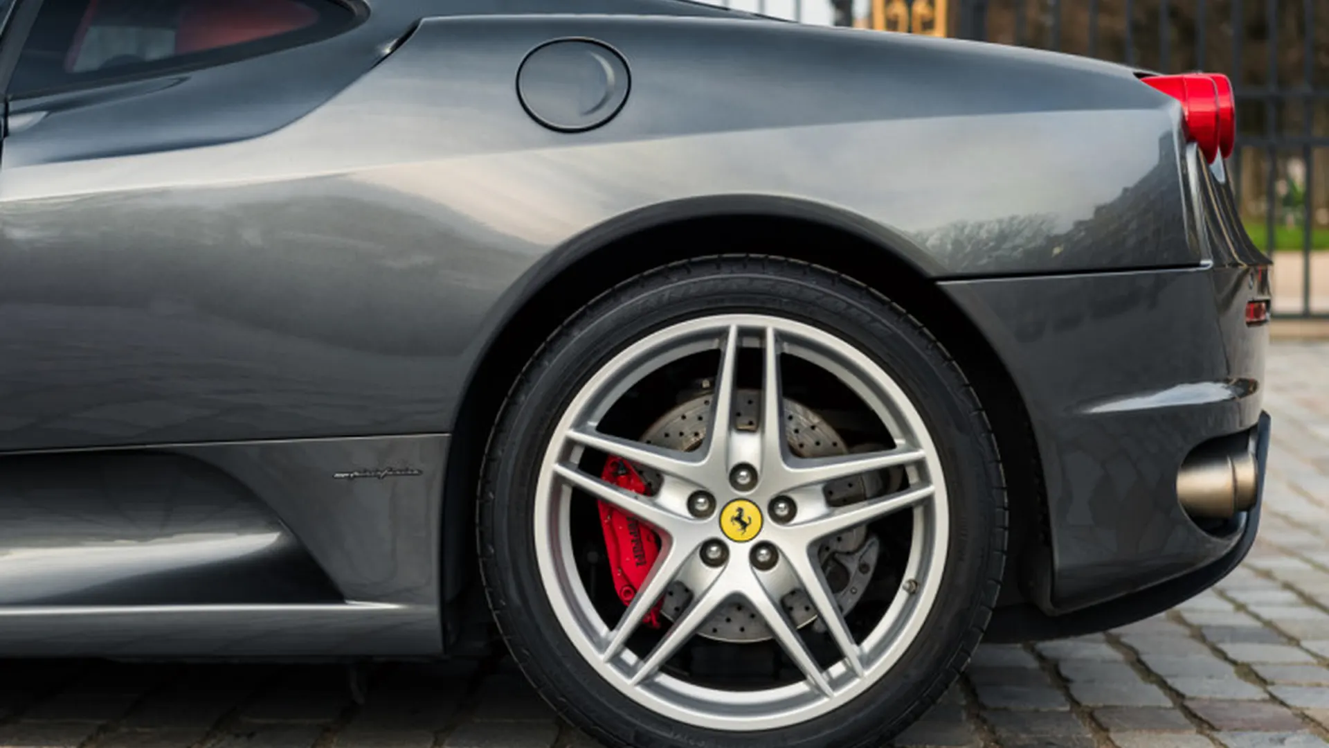 Ferrari F430 — photo 35