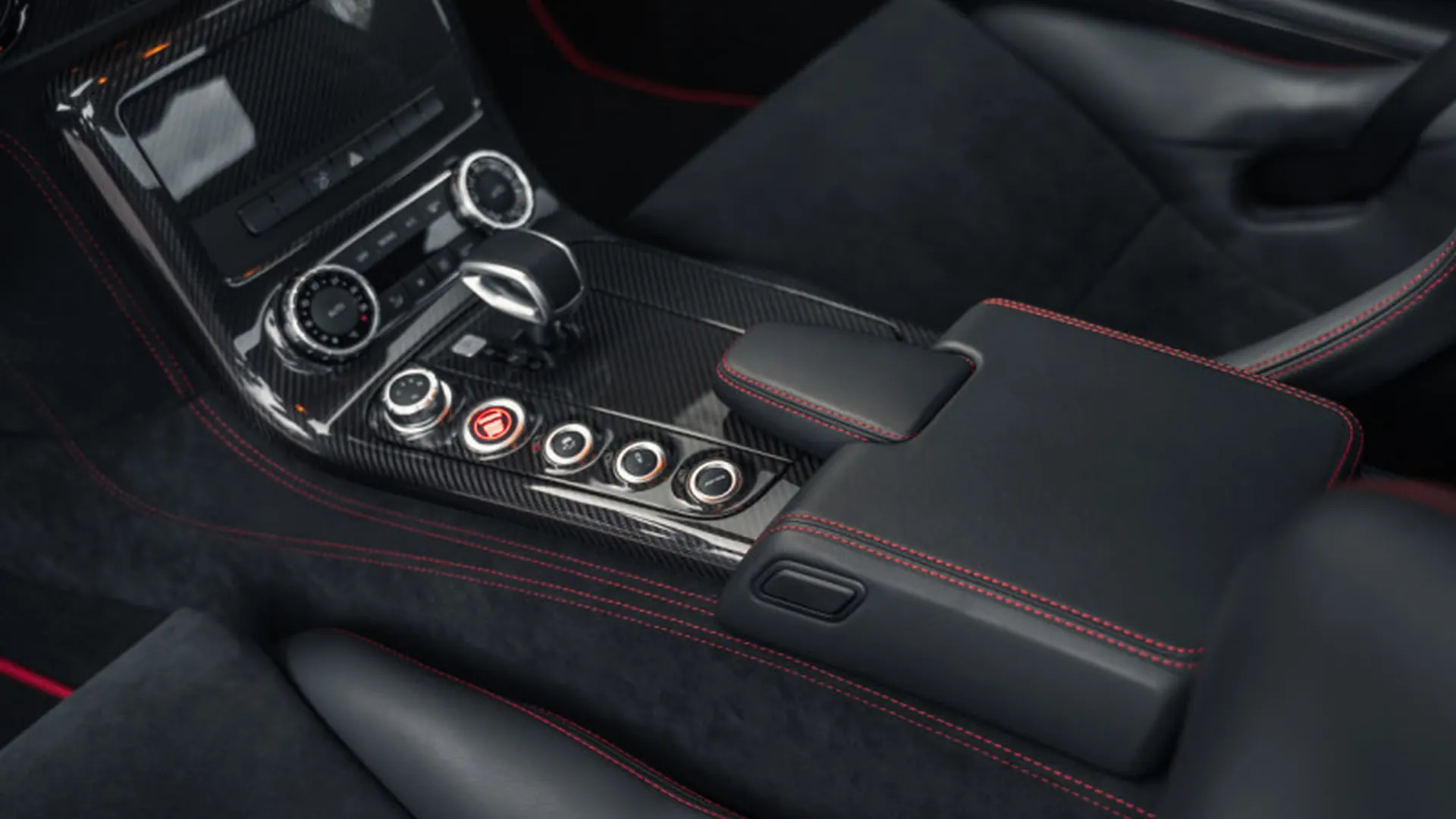 Mercedes-Benz SLS — photo 22