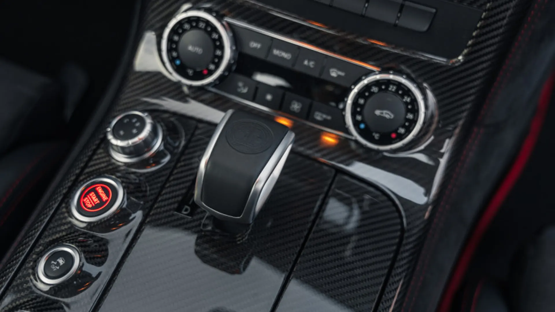 Mercedes-Benz SLS — photo 23