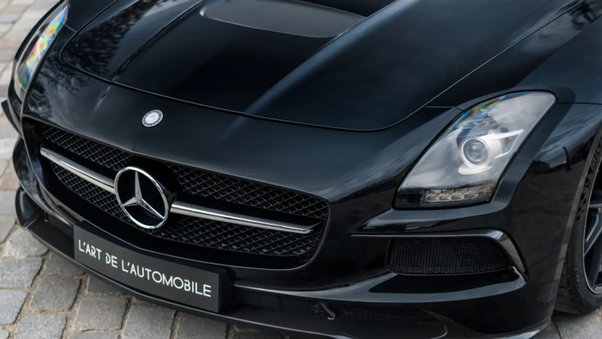 Mercedes-Benz SLS — photo 40