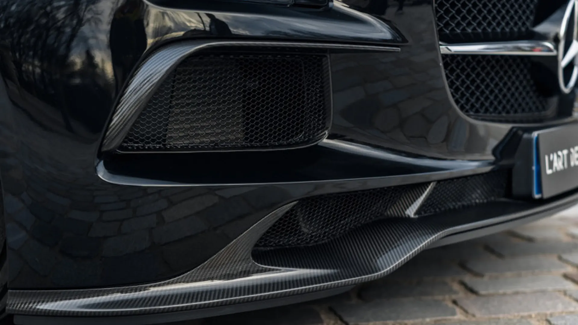 Mercedes-Benz SLS — photo 45