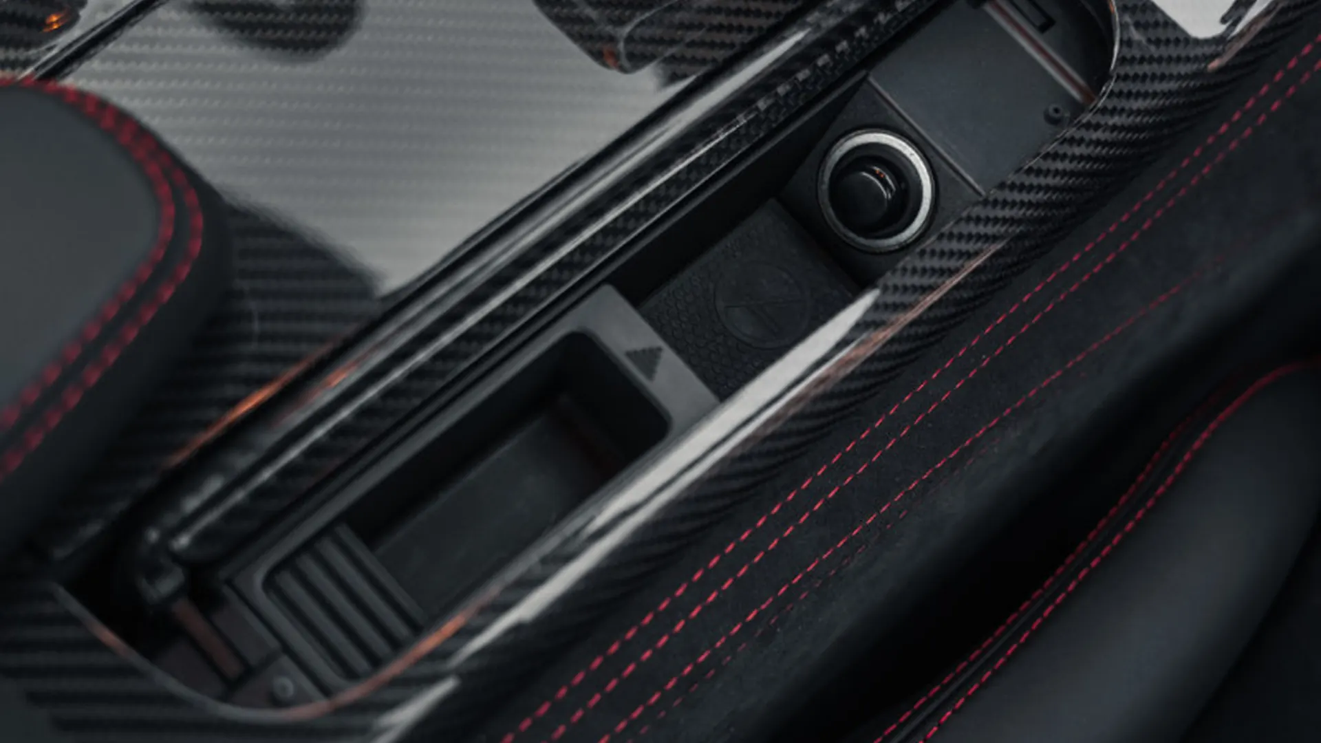 Mercedes-Benz SLS — photo 26