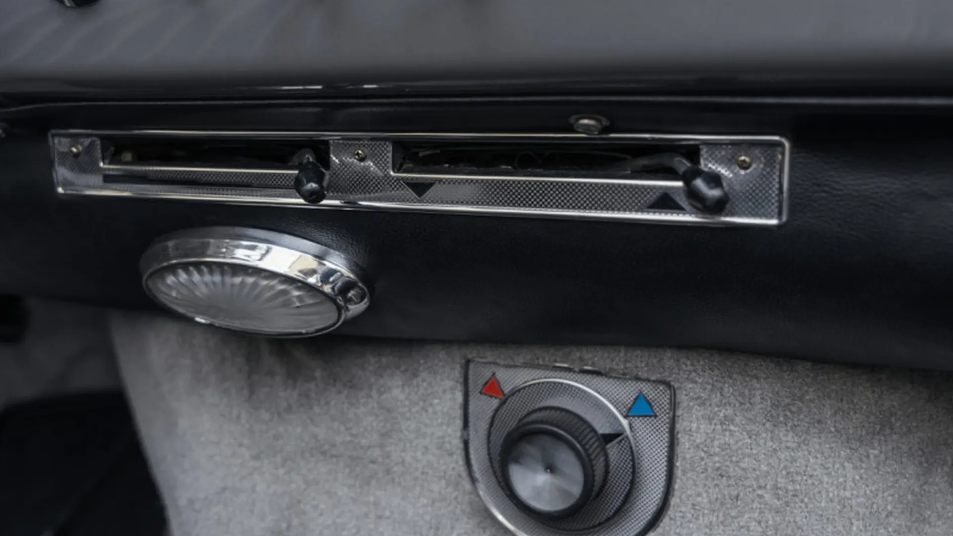 Citroën DS — photo 23