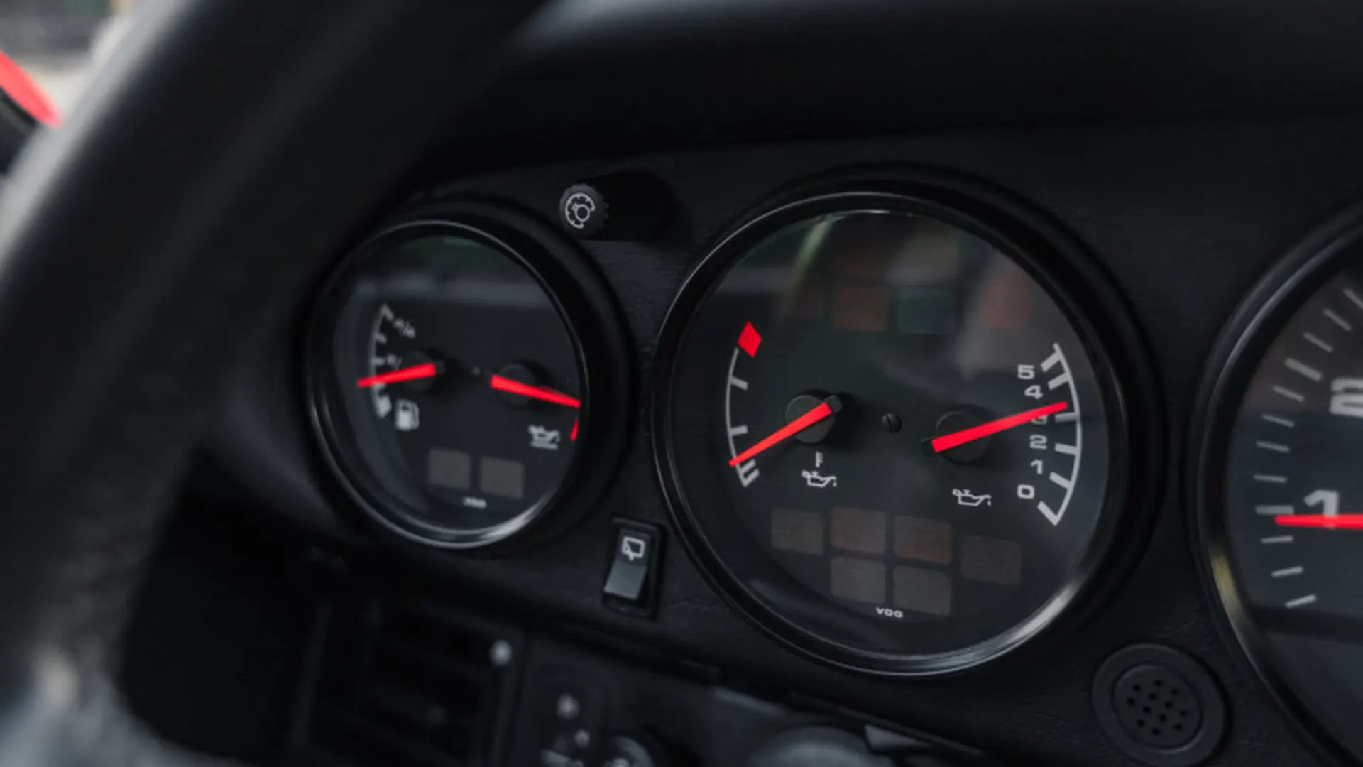 Porsche 964 — photo 19