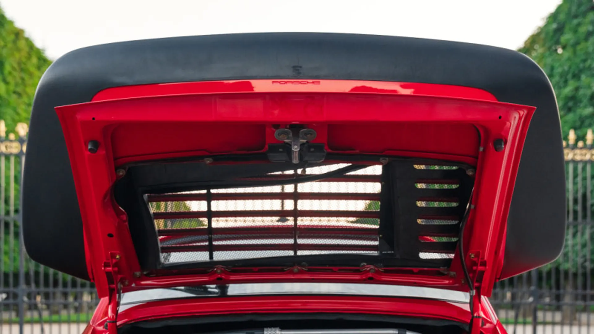 Porsche 964 — photo 42