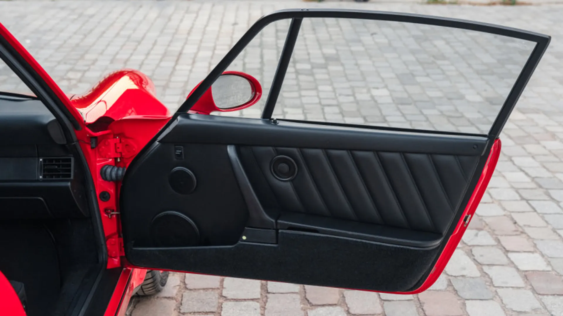 Porsche 964 — photo 35