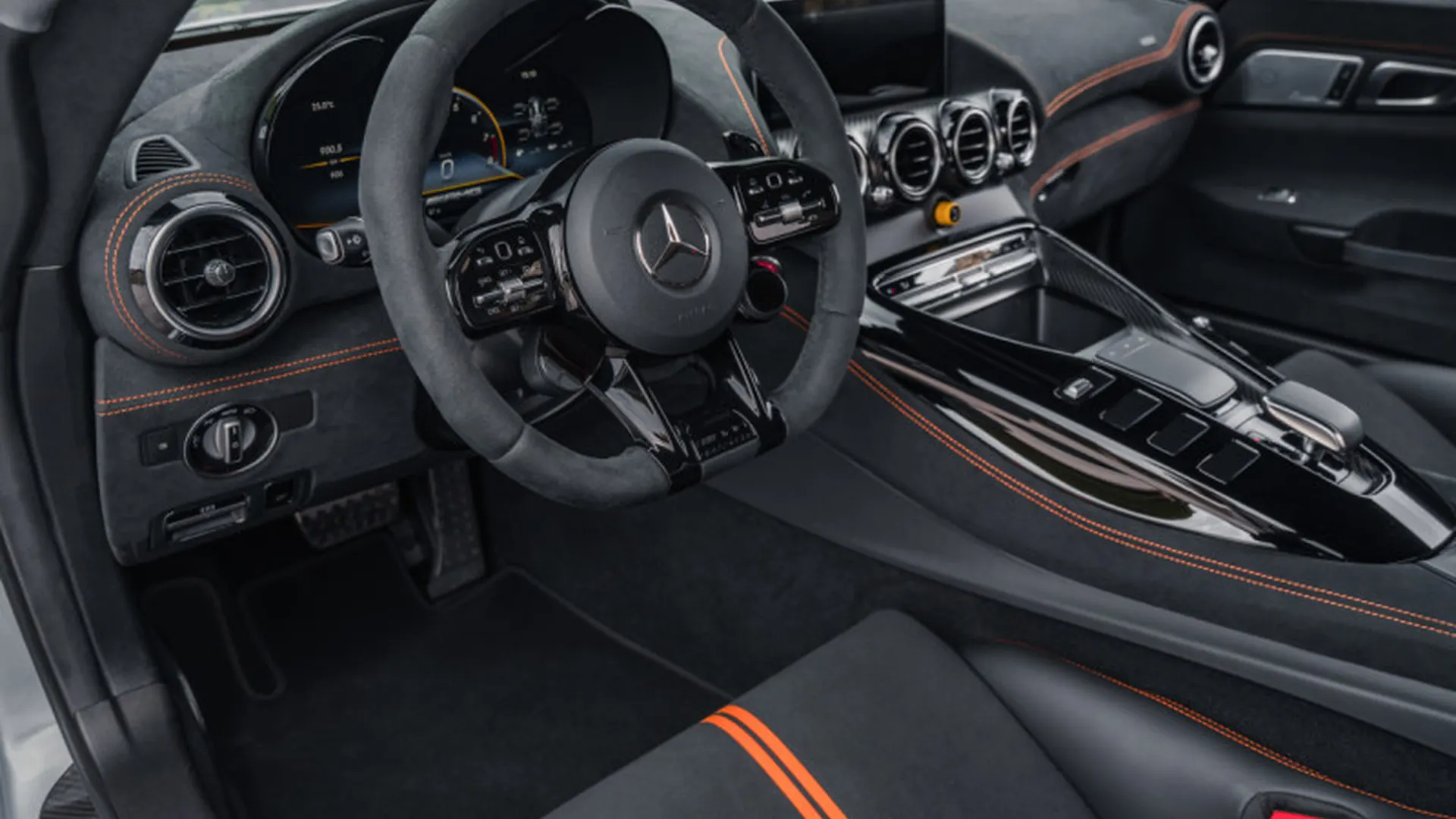 Mercedes-Benz AMG GT — photo 7