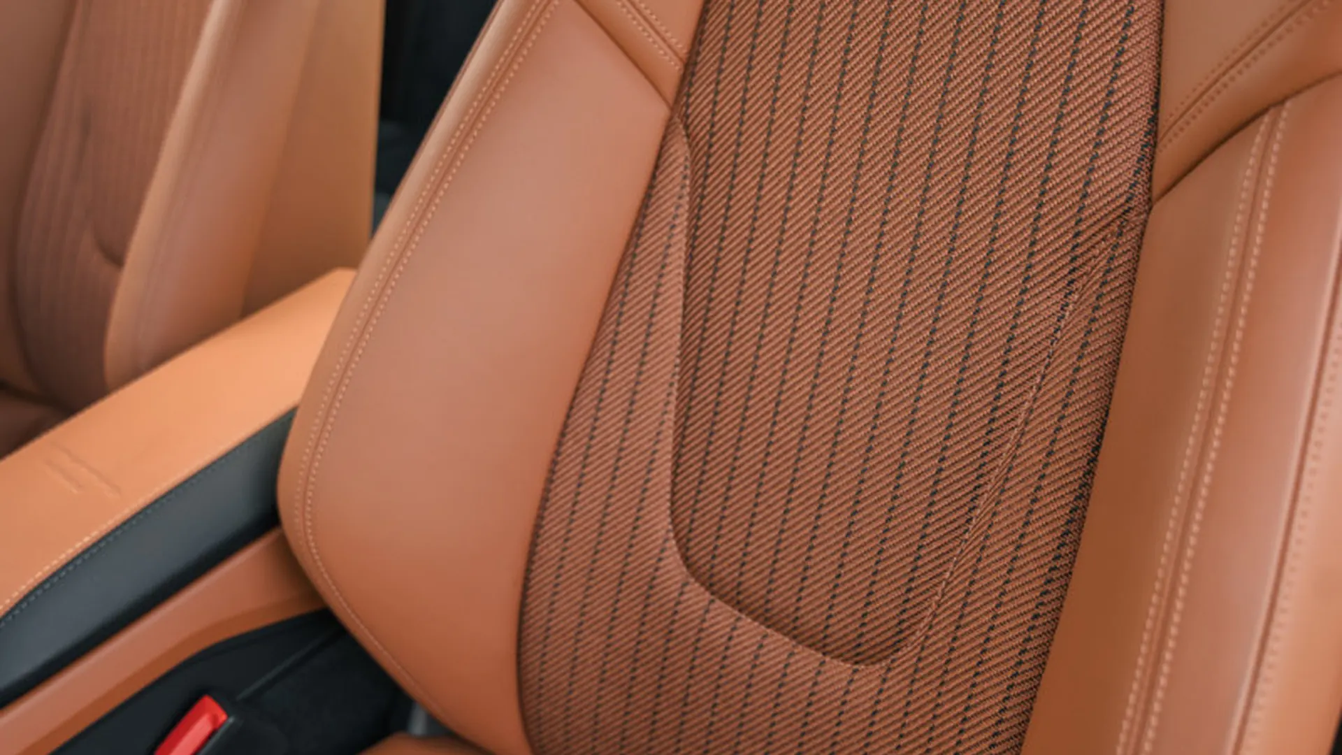 Porsche 992 — photo 29