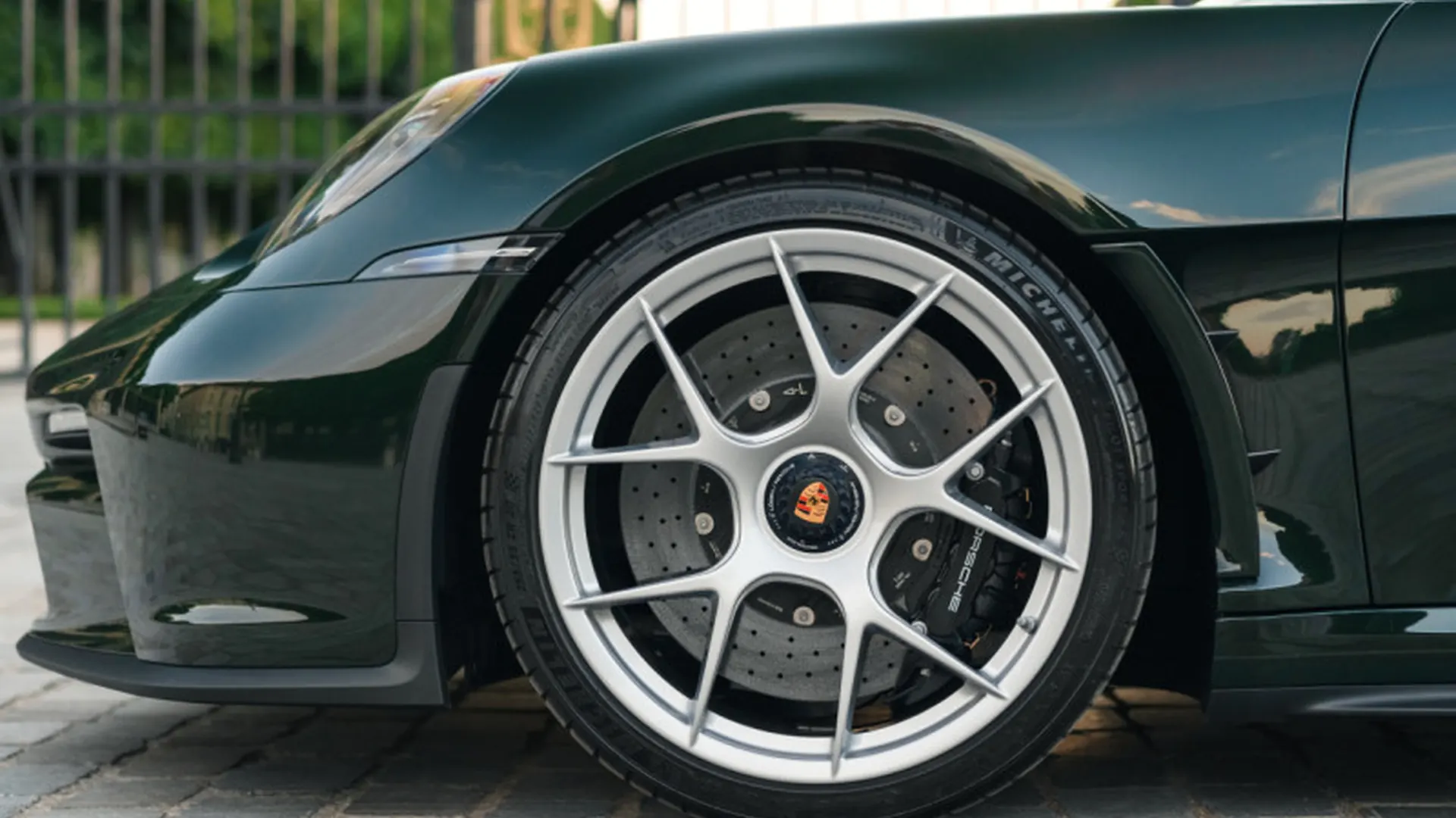 Porsche 992 — photo 6