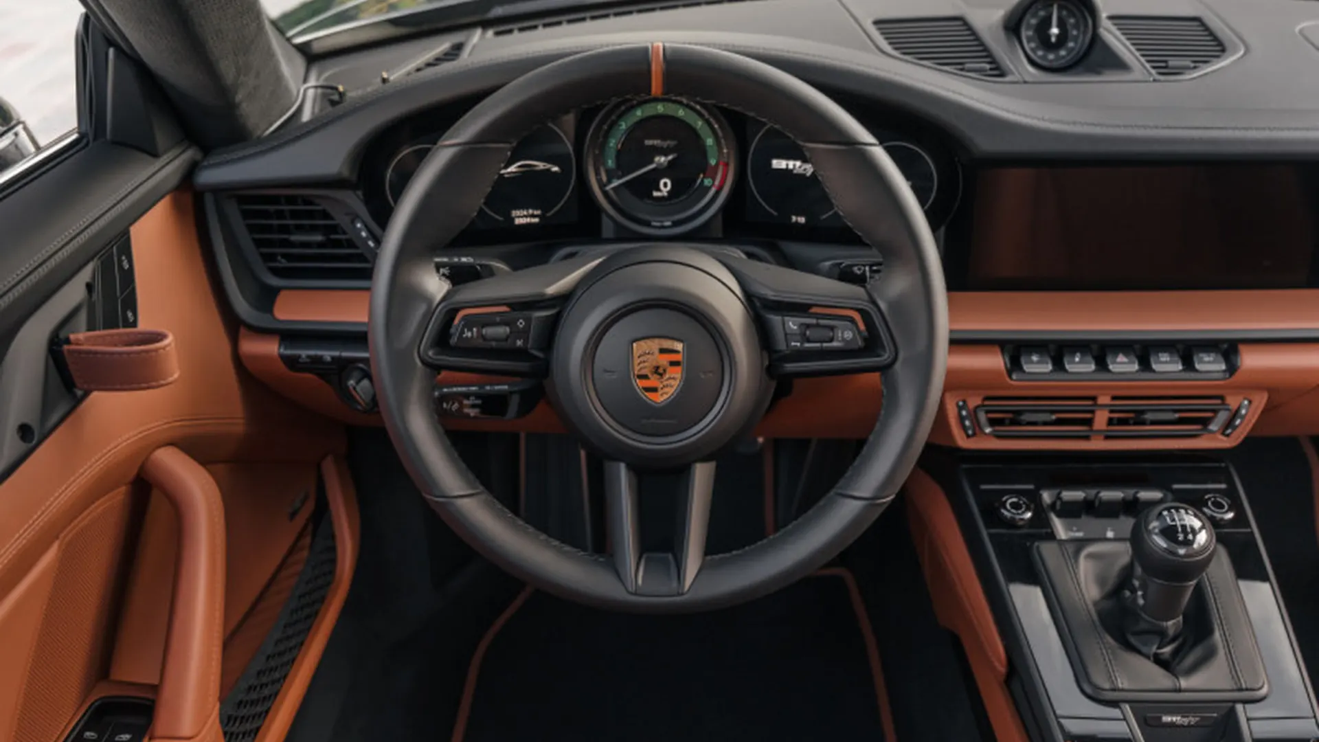 Porsche 992 — photo 16