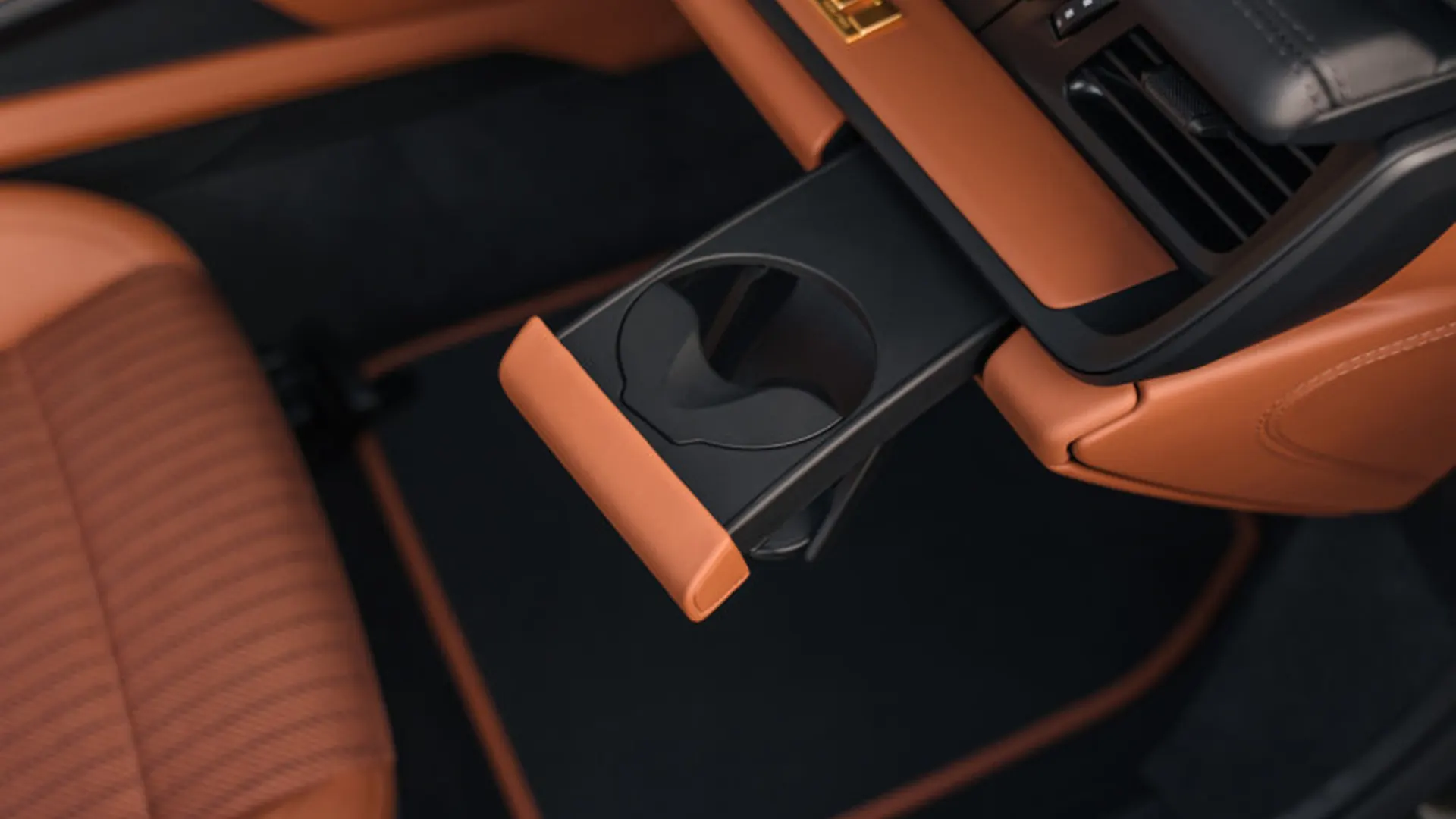 Porsche 992 — photo 25