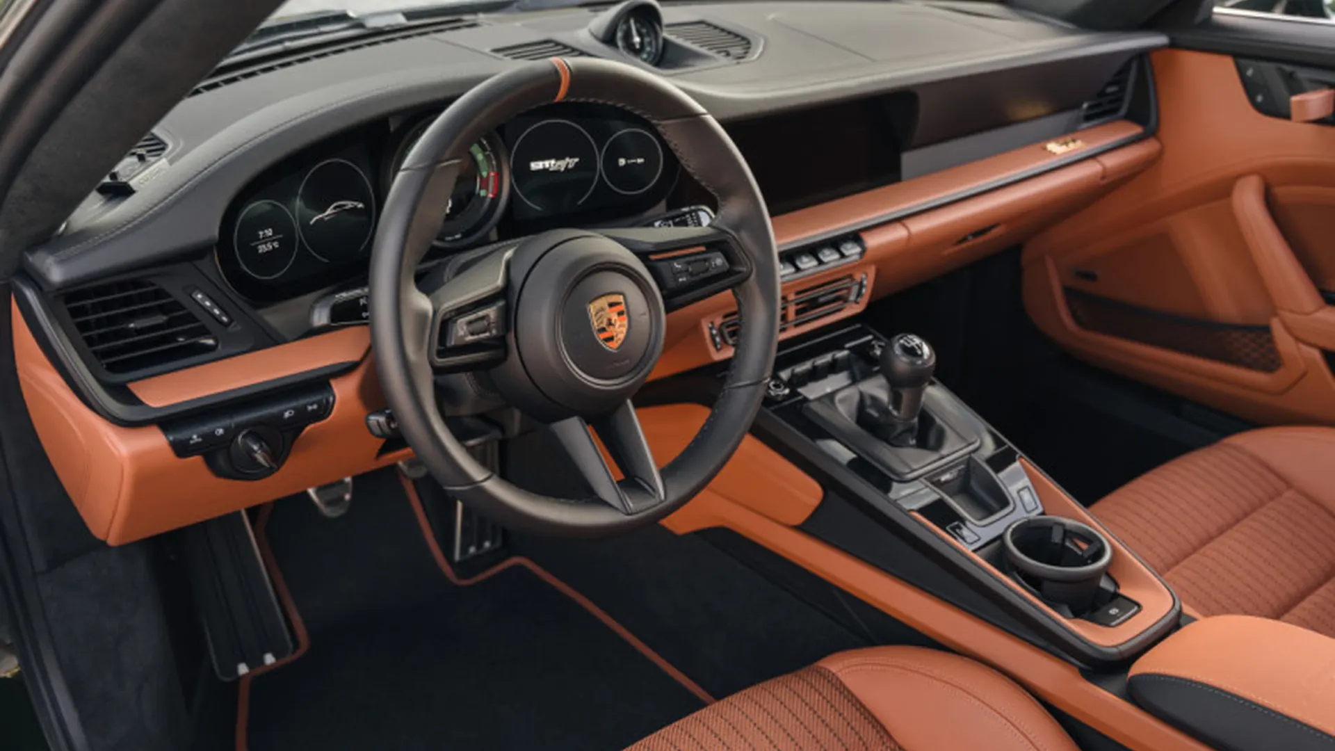 Porsche 992 — photo 7