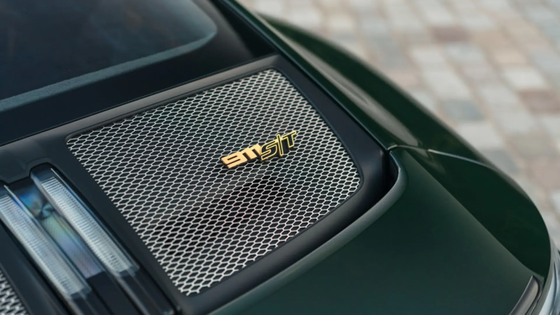 Porsche 992 — photo 48