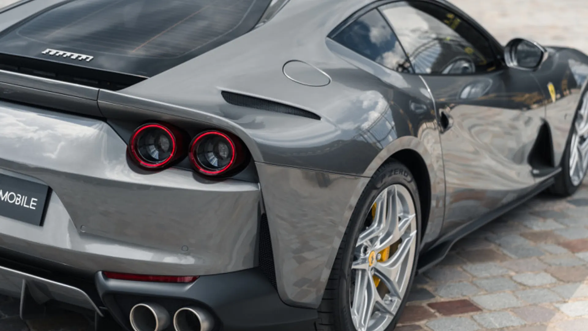 Ferrari 812 — photo 45
