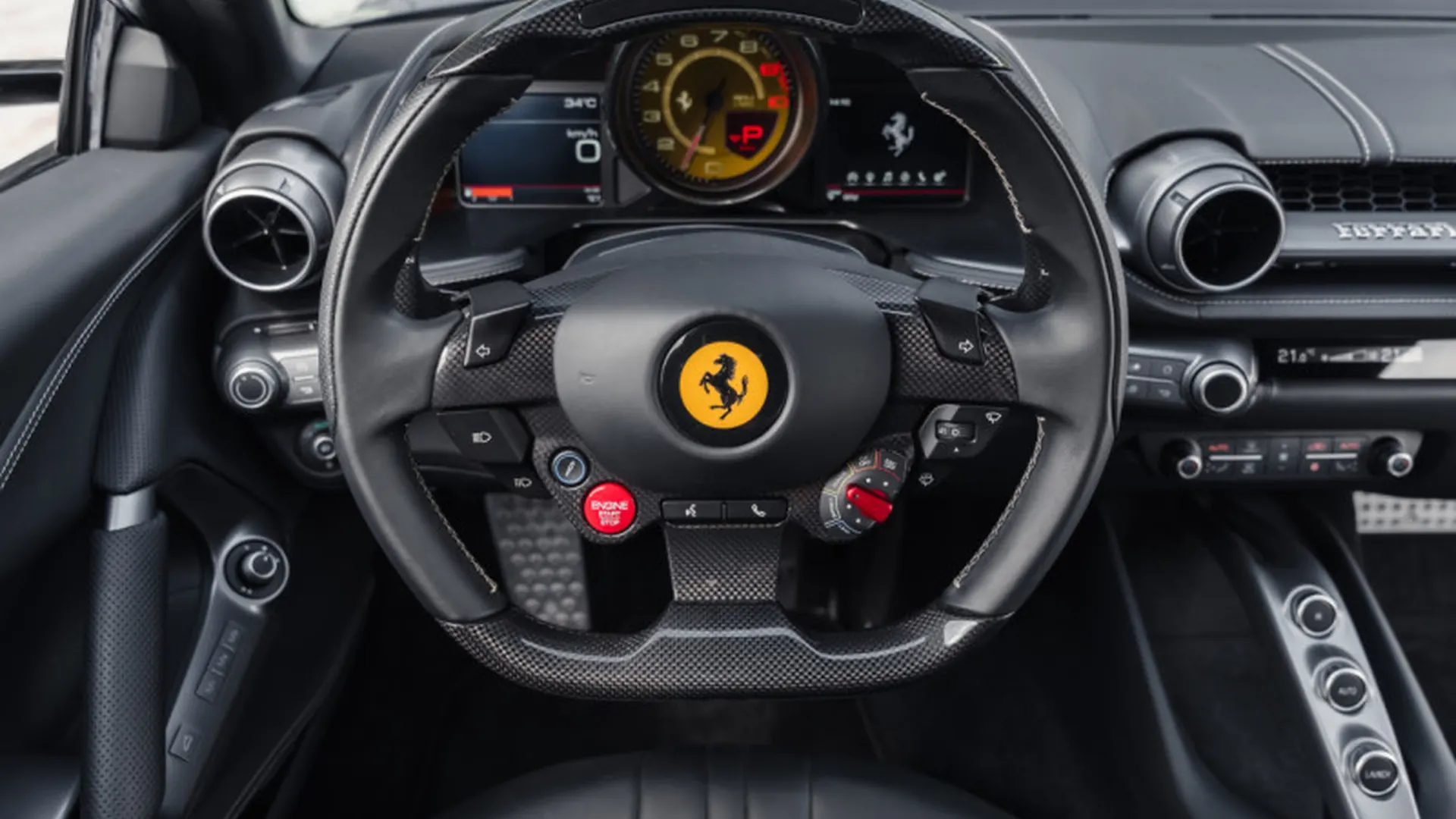 Ferrari 812 — photo 13