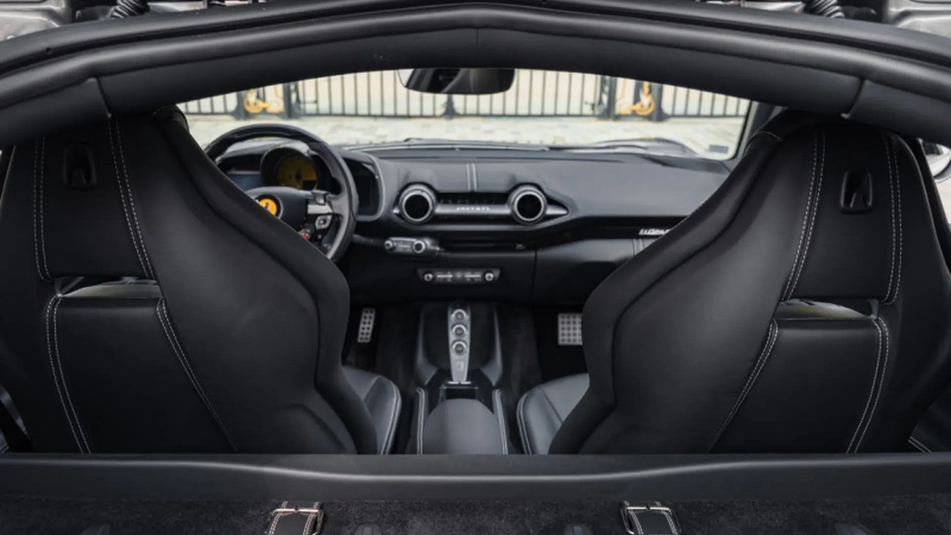 Ferrari 812 — photo 25