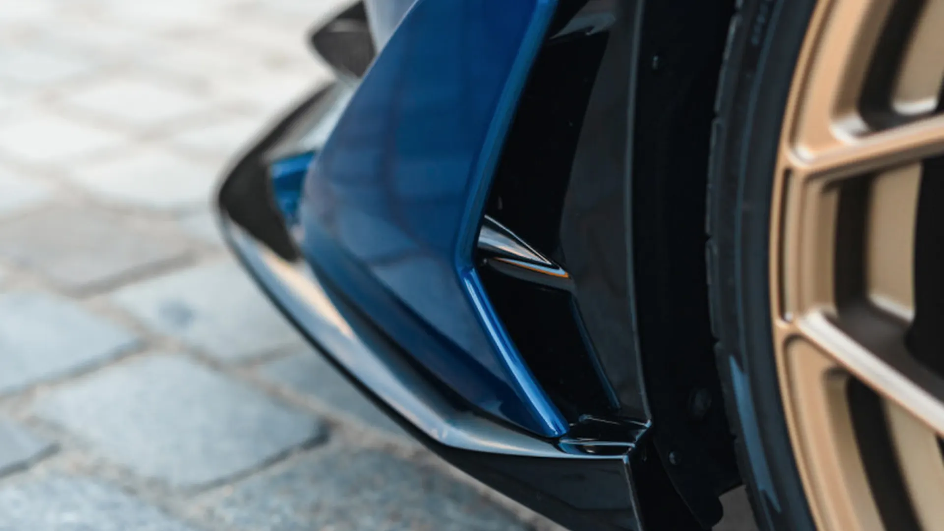 Lamborghini Aventador — photo 46