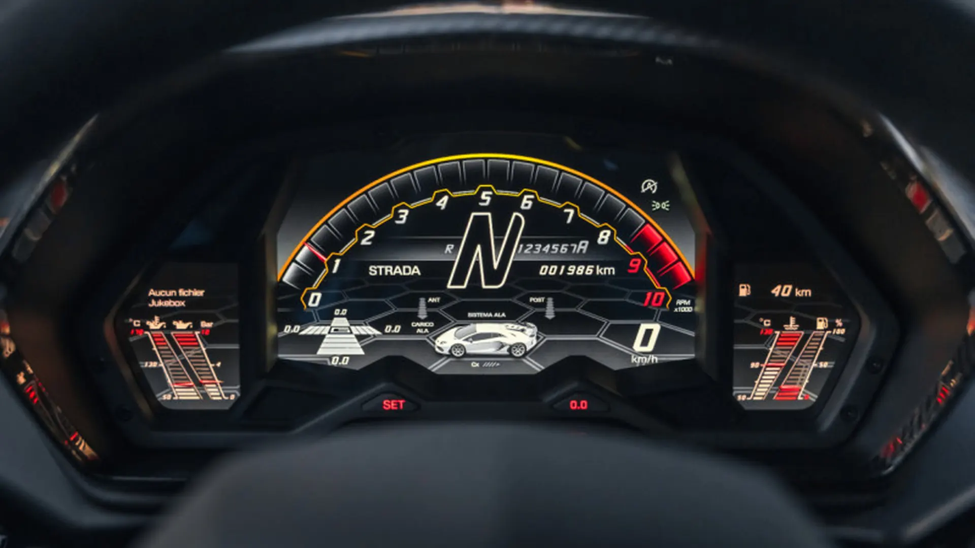 Lamborghini Aventador — photo 19
