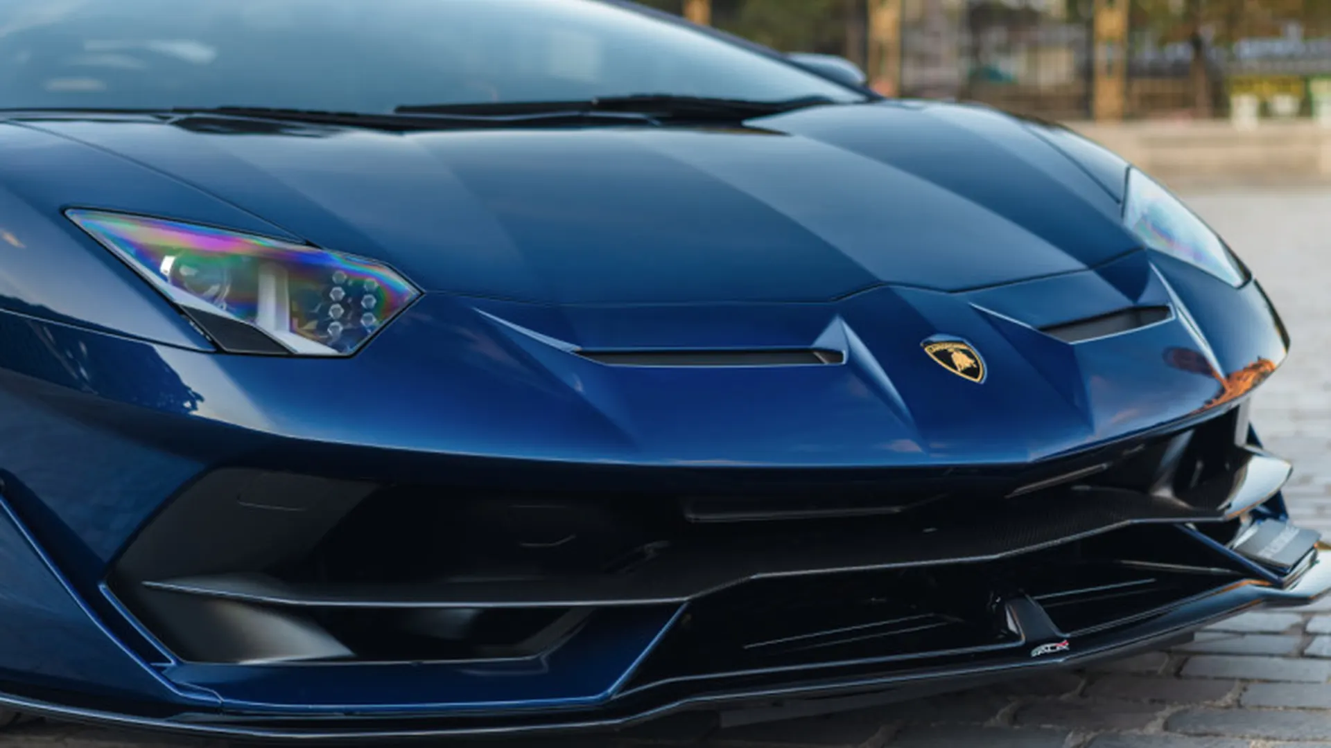 Lamborghini Aventador — photo 40