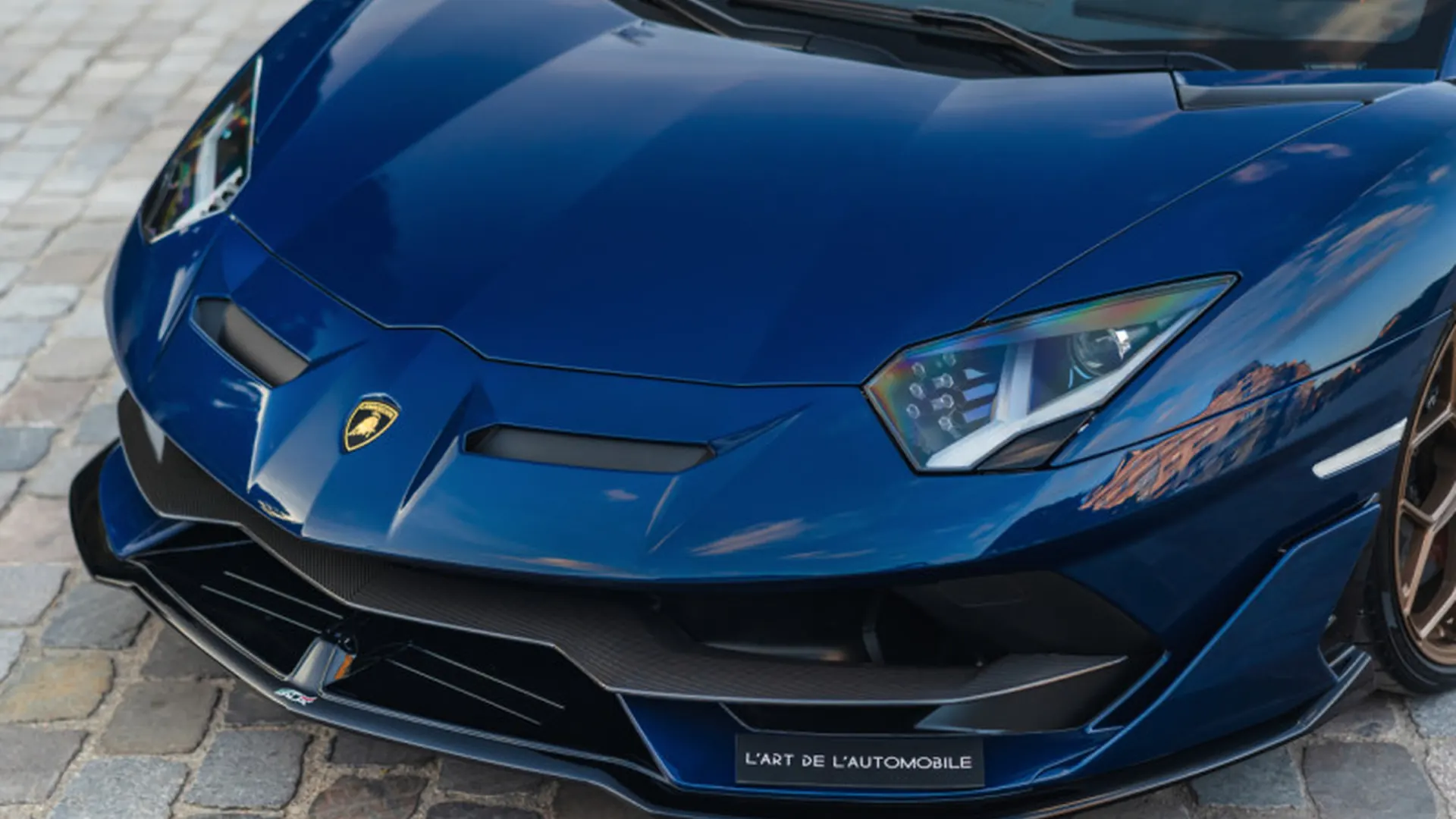 Lamborghini Aventador — photo 37