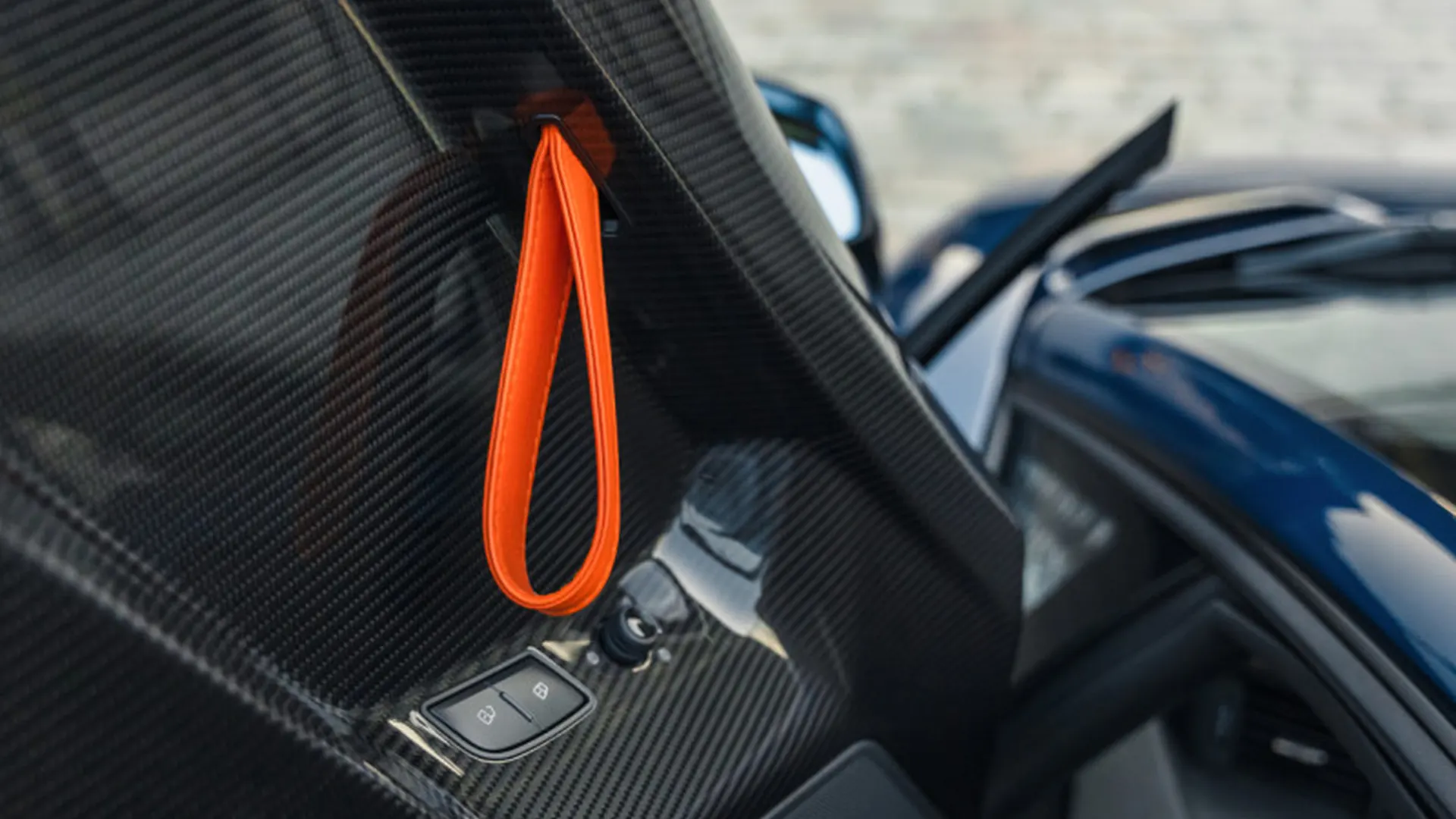 Lamborghini Aventador — photo 27