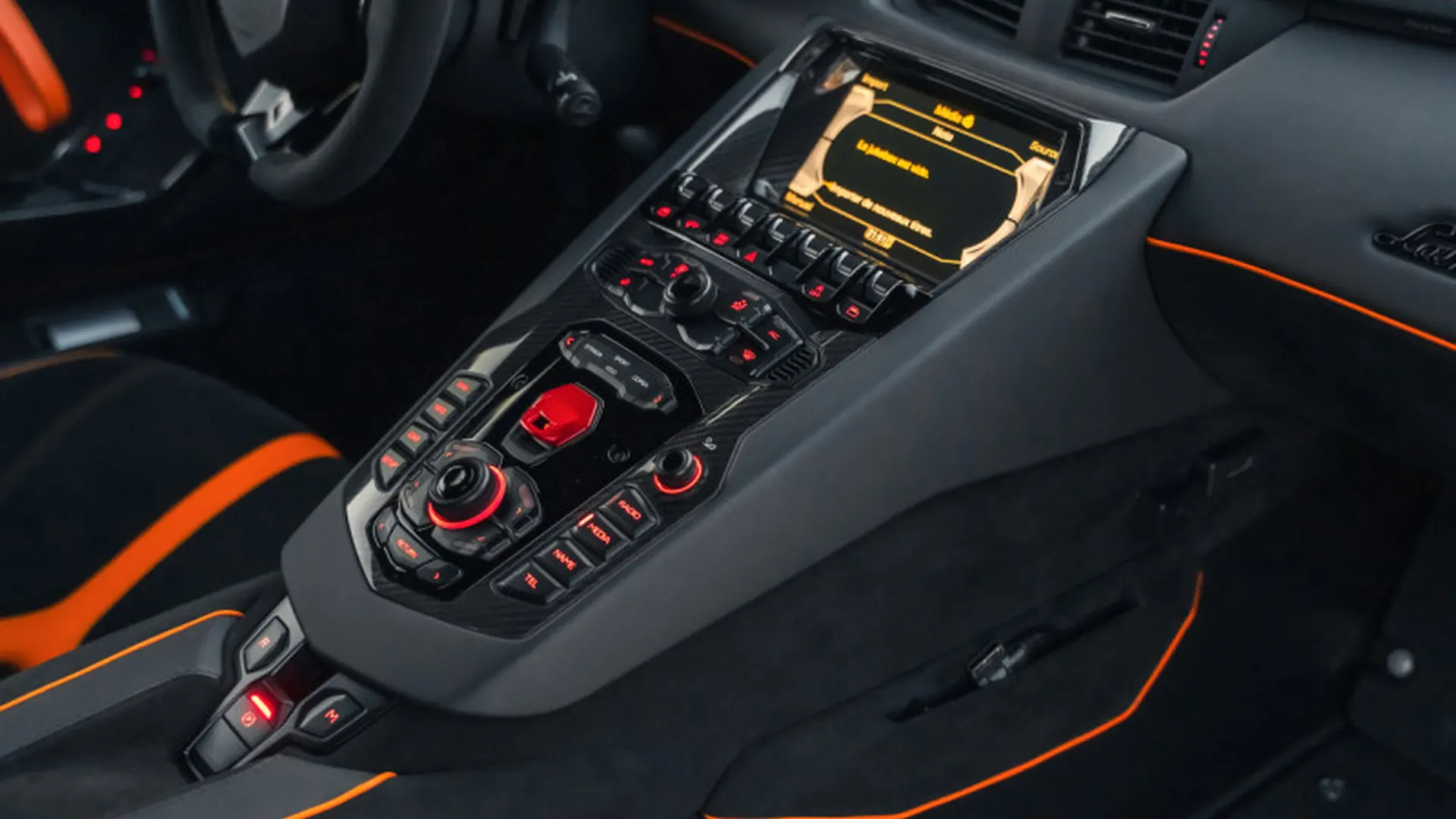 Lamborghini Aventador — photo 21