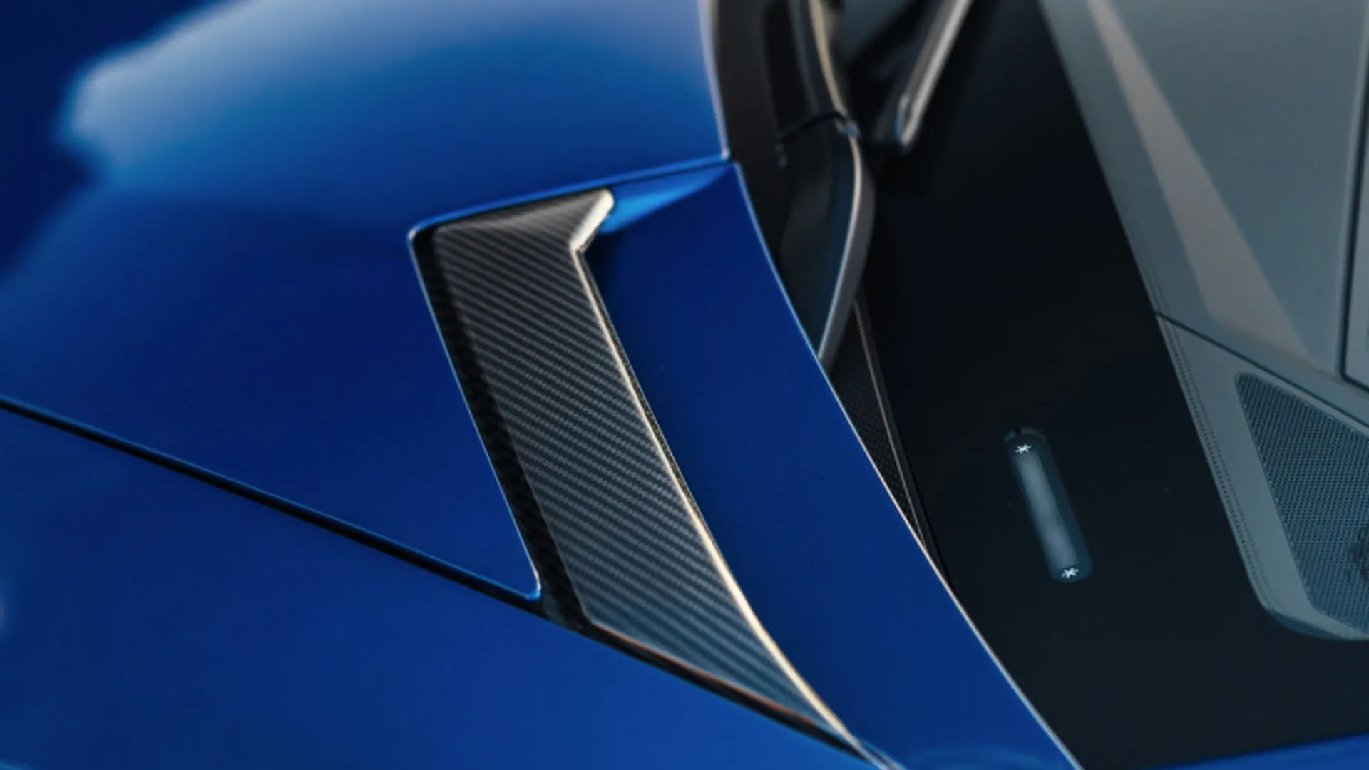 Lamborghini Aventador — photo 41