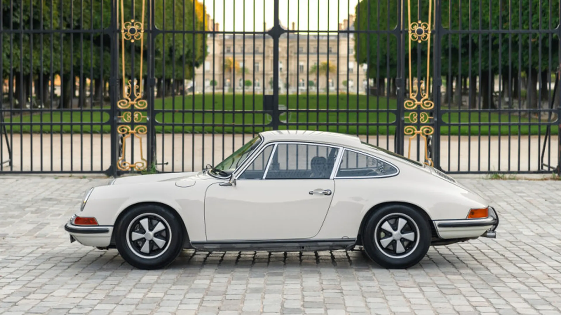 Porsche 911 — photo 2