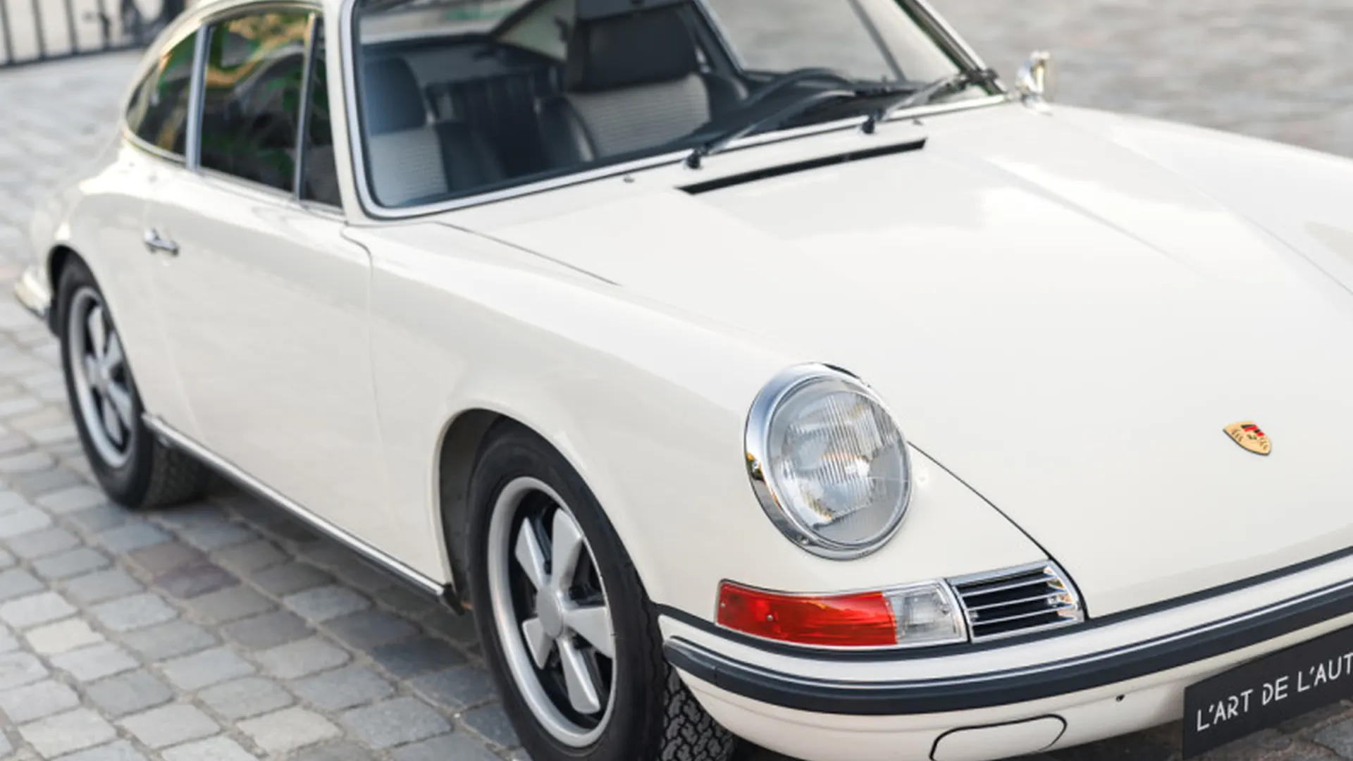 Porsche 911 — photo 50