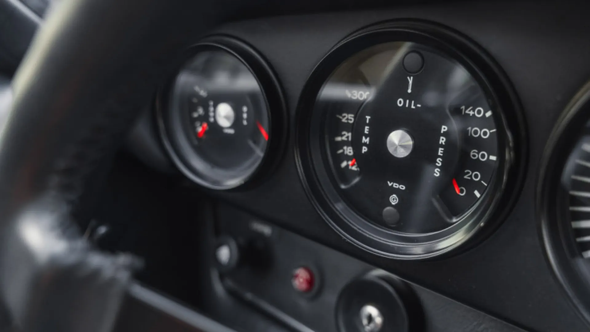 Porsche 911 — photo 16